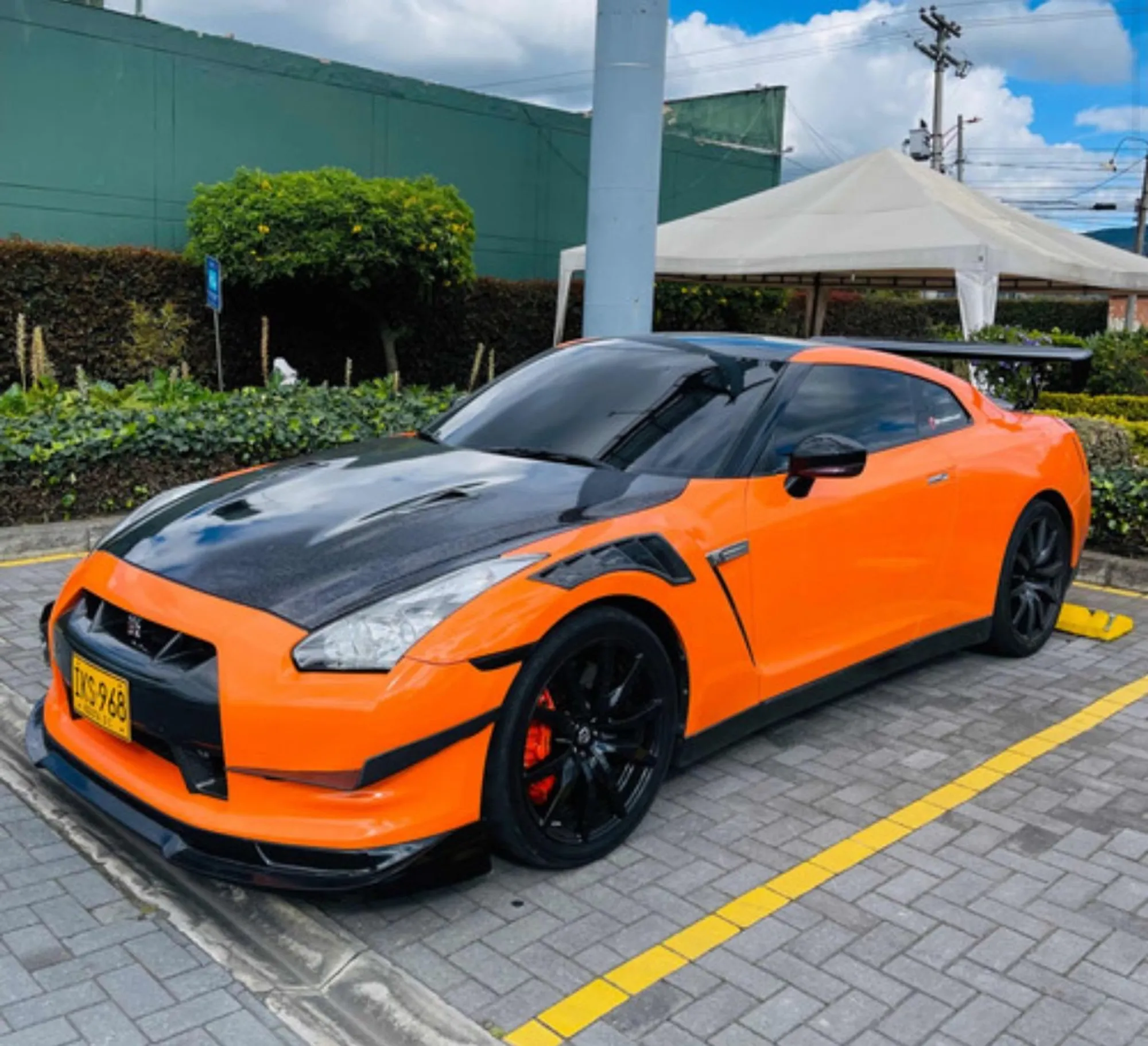 Nissan GT-R Premium Edition