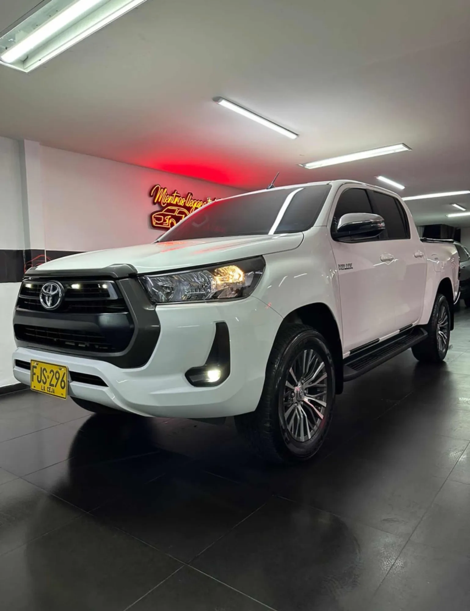 Toyota Hilux SRV 2021 2.4