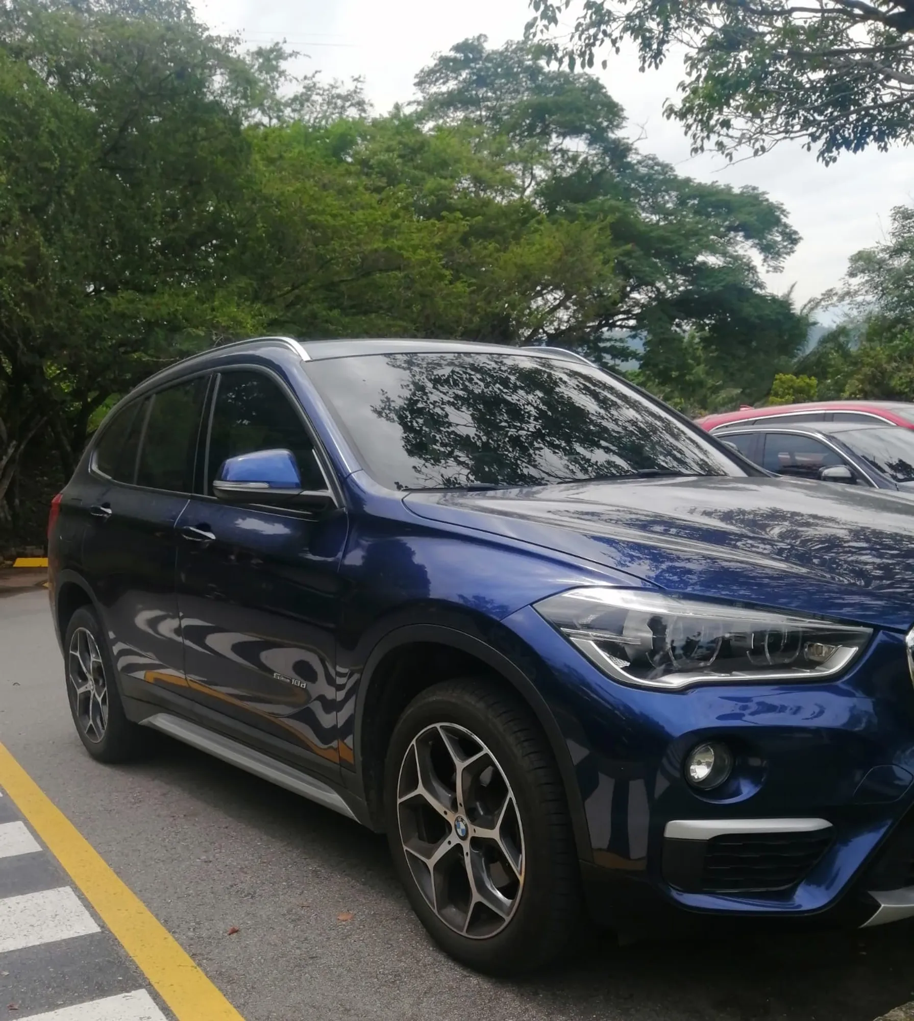 BMW X1 2.0 Diesel AT 2018 Azul