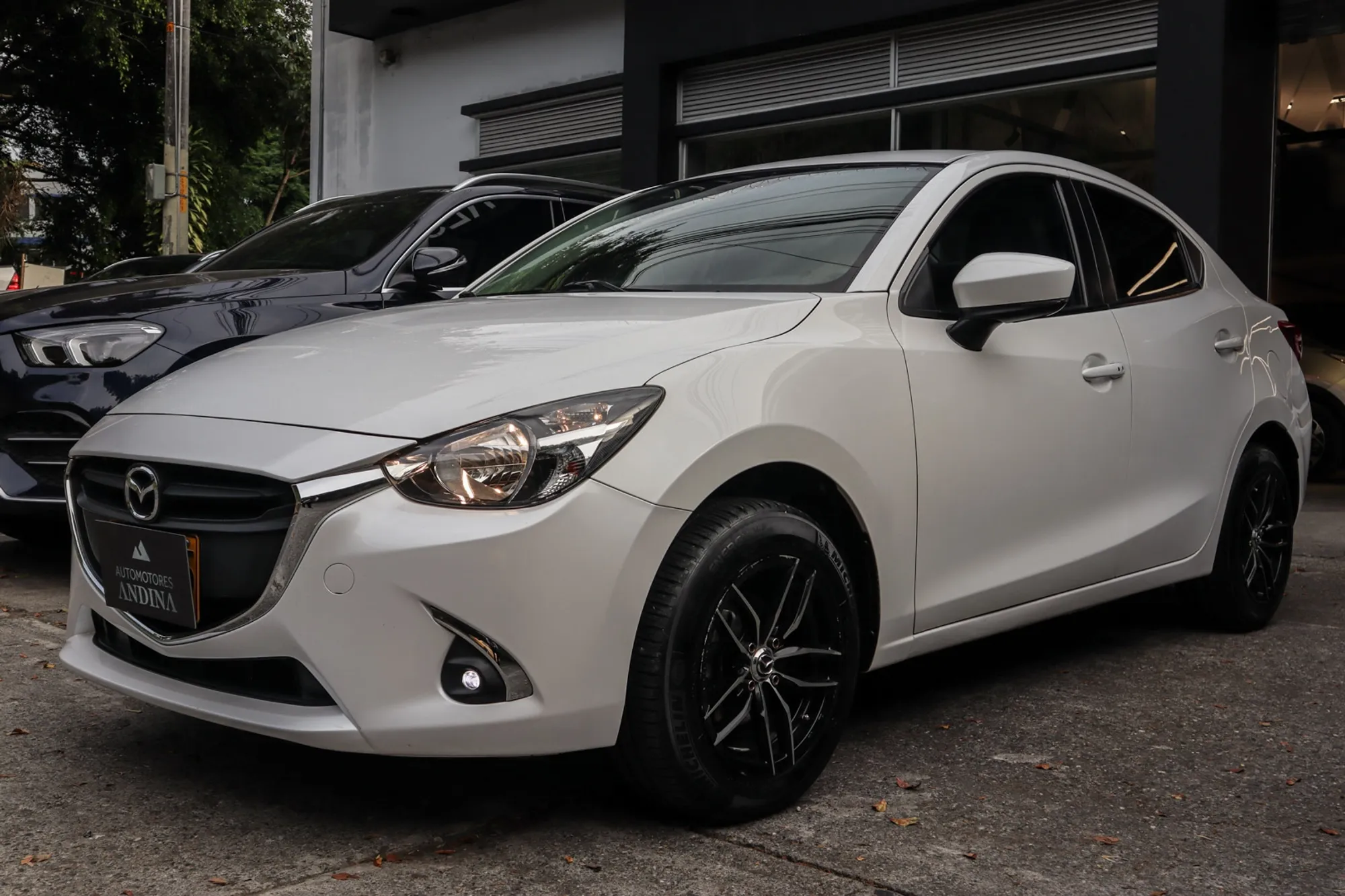 Mazda 2 Touring 1.5 Aut.Sec Fwd 2019 045