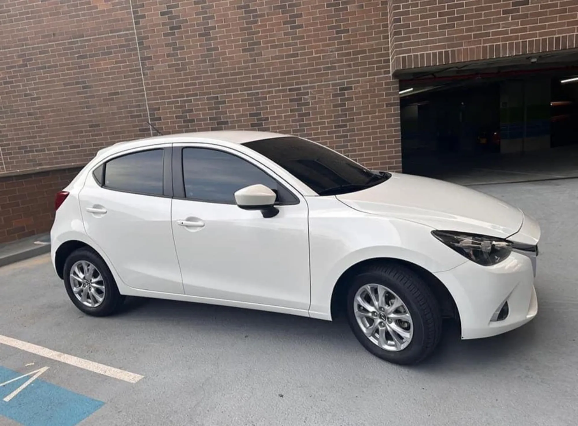 Mazda 2 Touring 2019