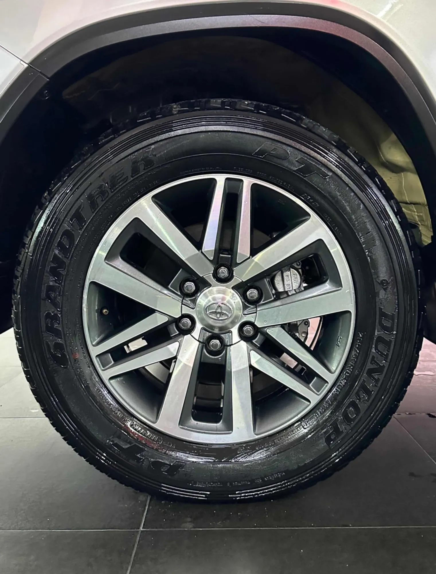 Toyota Fortuner SRV 2020