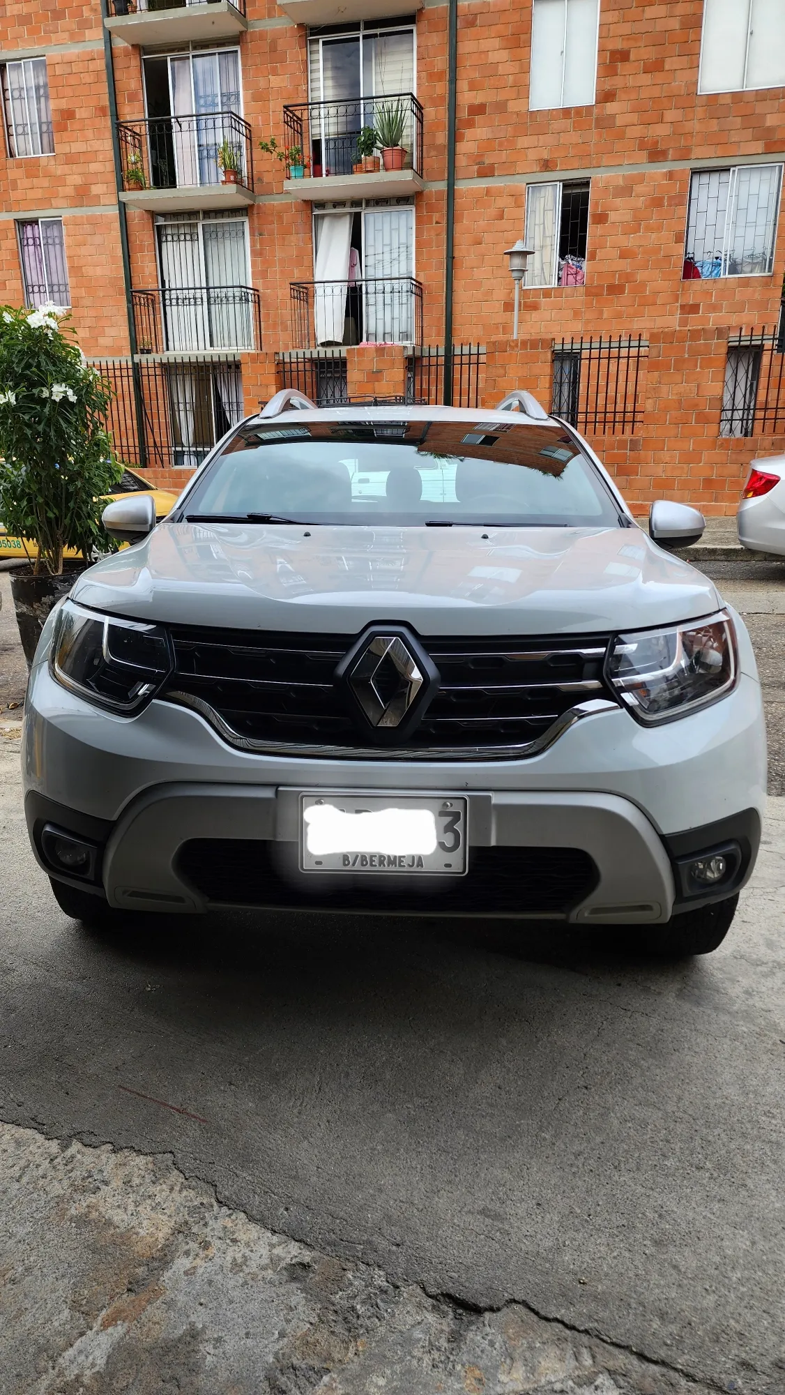 Renault duster Iconic 1.3 turbo