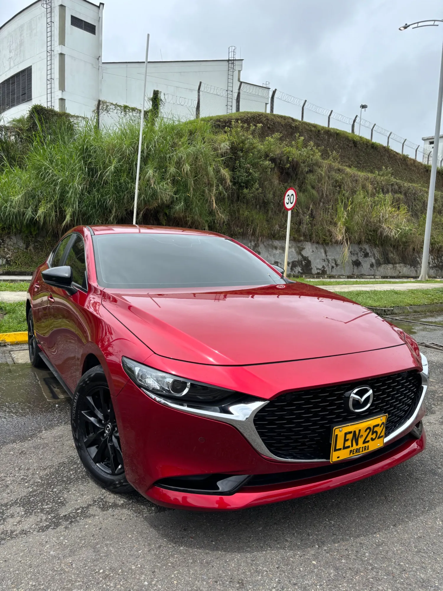 Mazda 3 touring 2.0