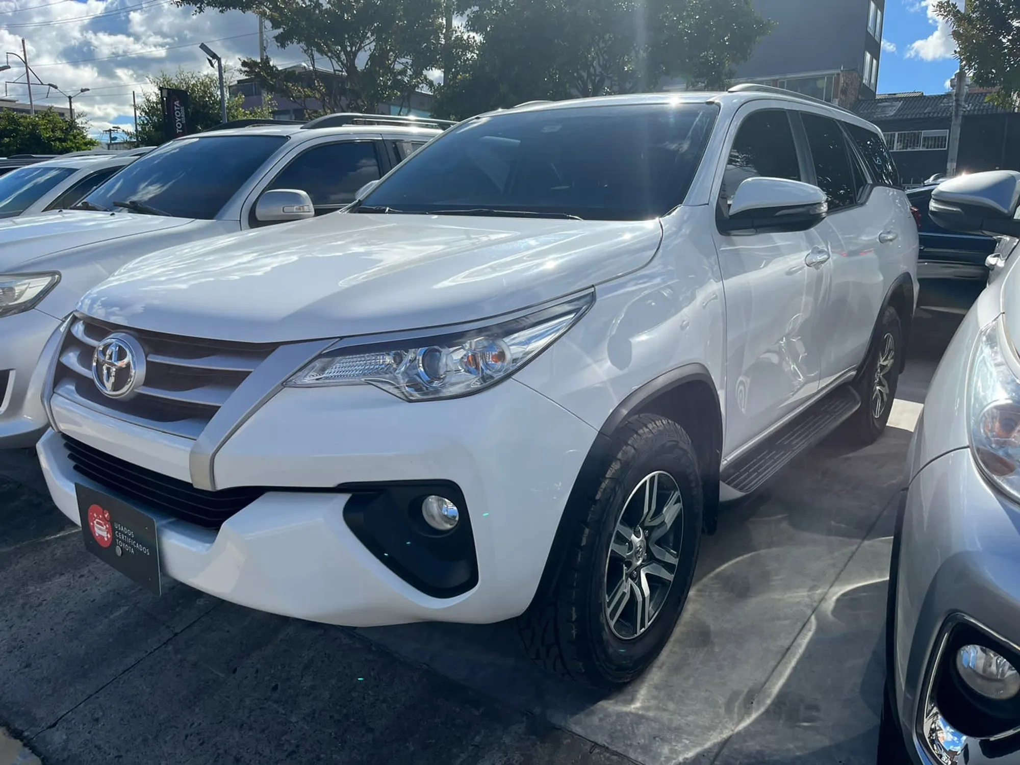 Toyota Fortuner SW4 Street 2.7 Gasolina AT