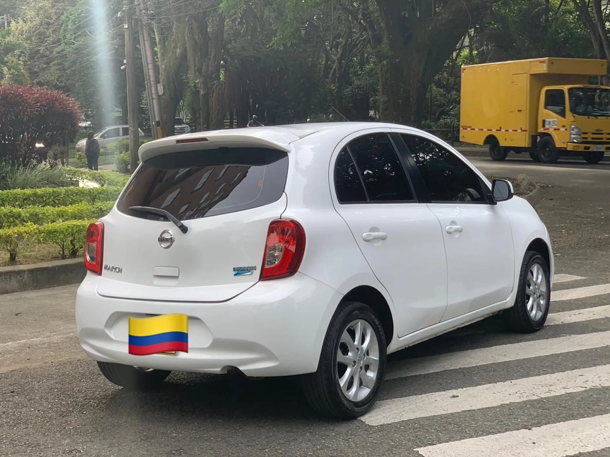 Nissan March Sense 2015