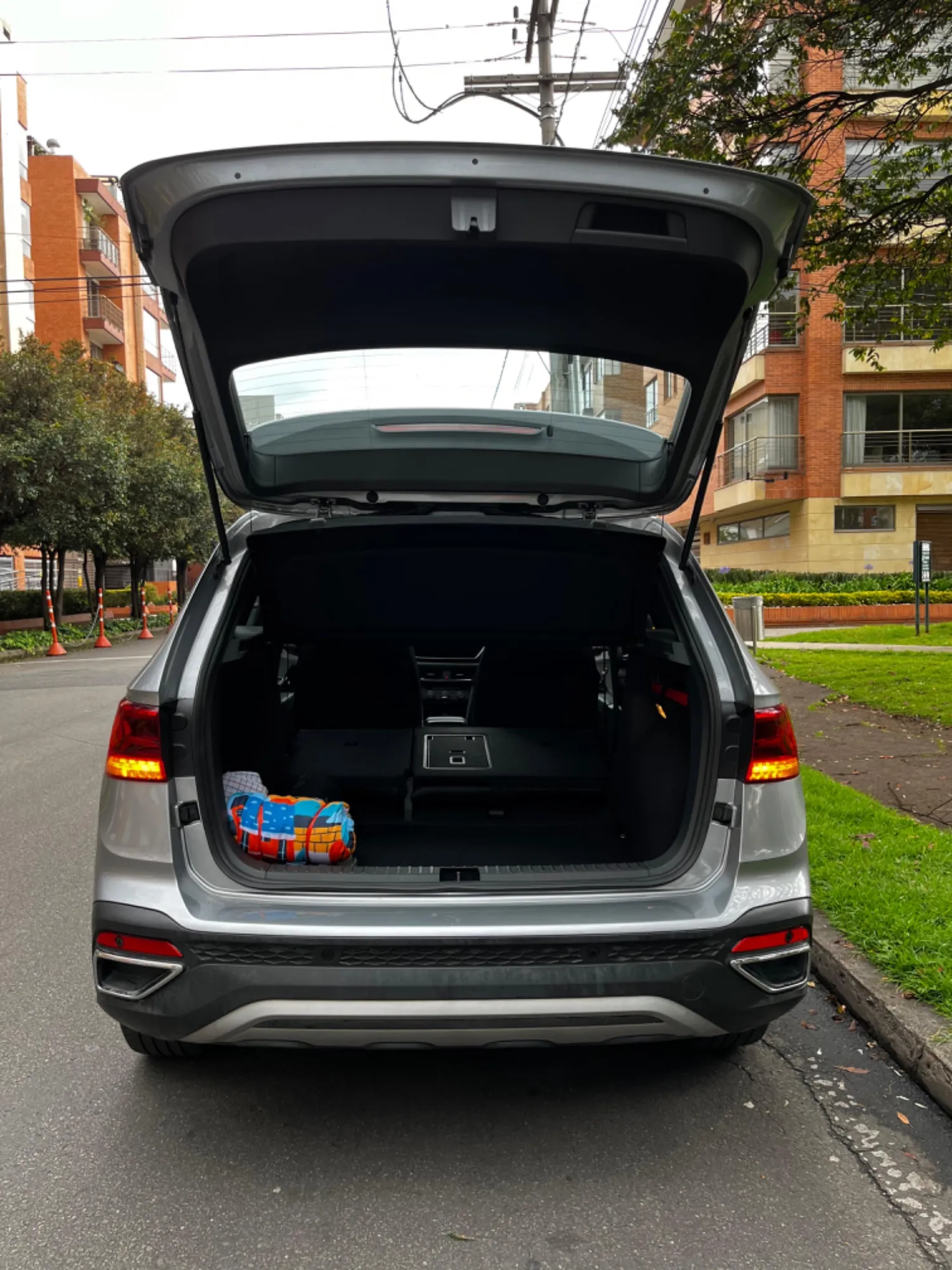 Volkswagen Taos 2022 gris