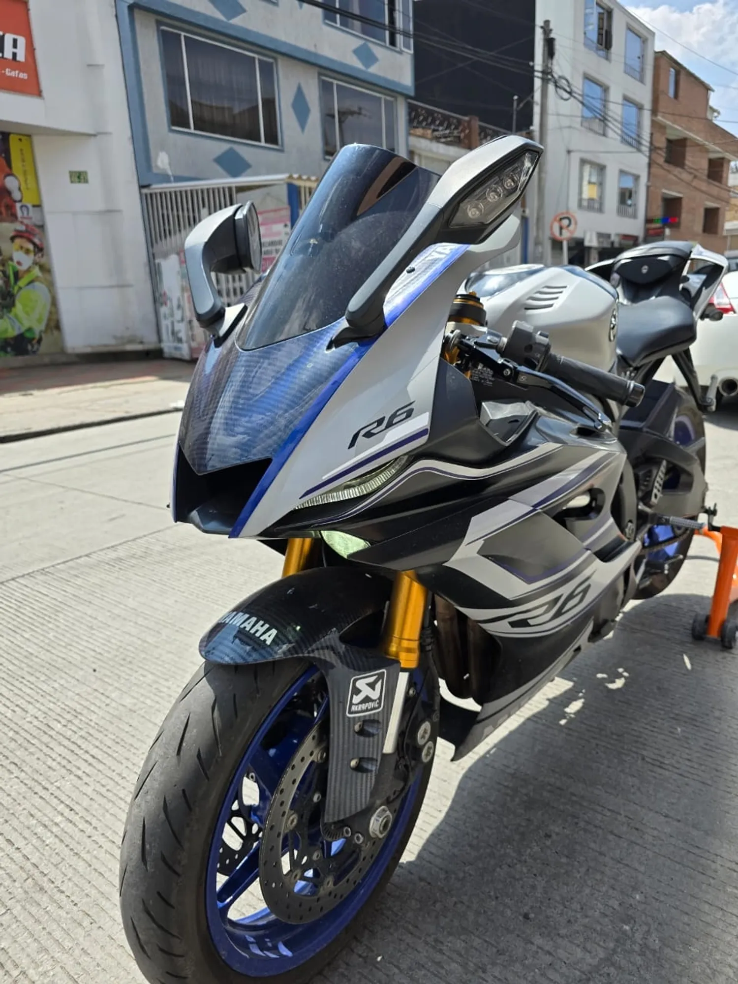 Yamaha R6R 2017