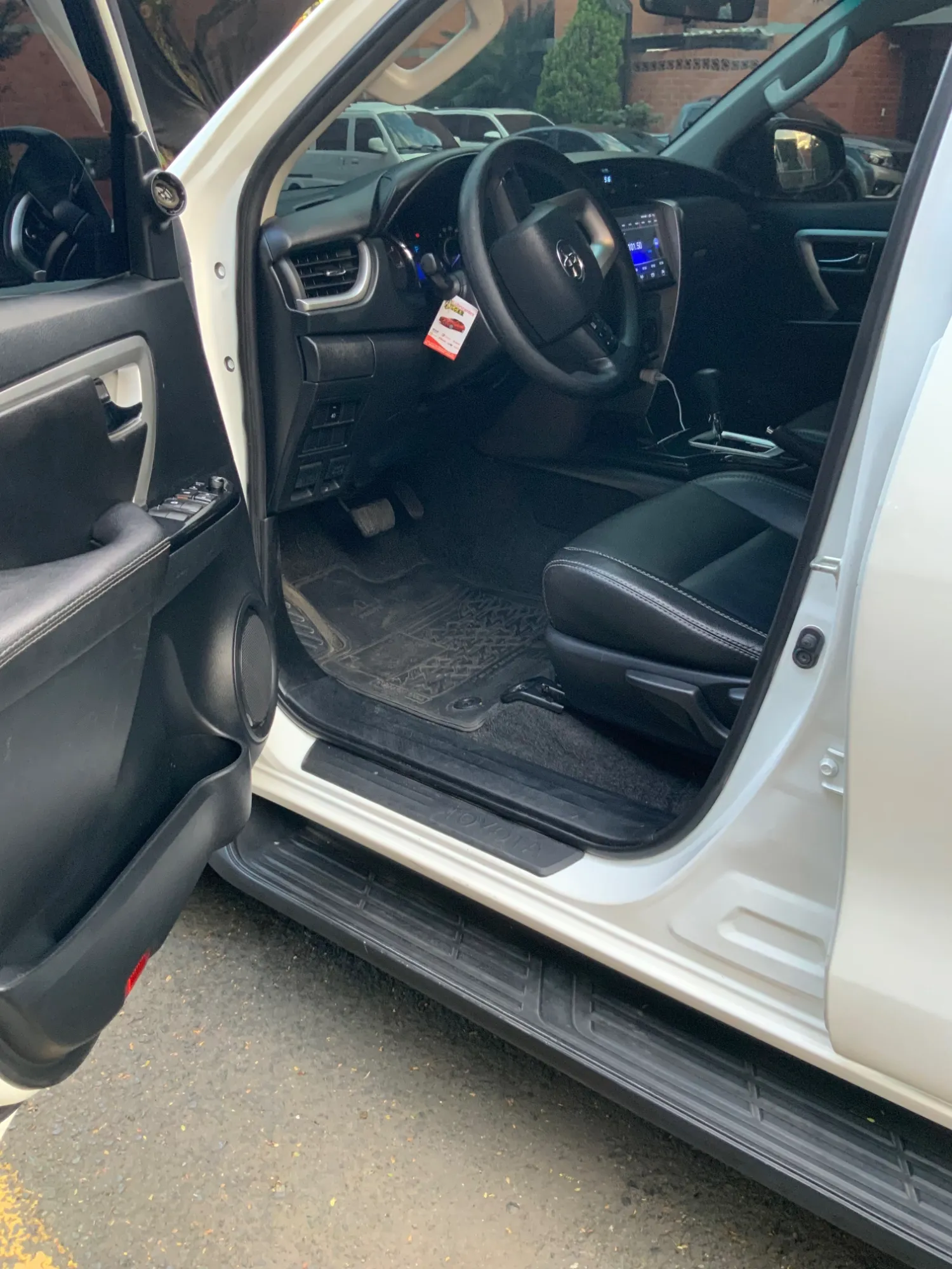 Toyota Fortuner - vendo o permuto  modelo 2019TD