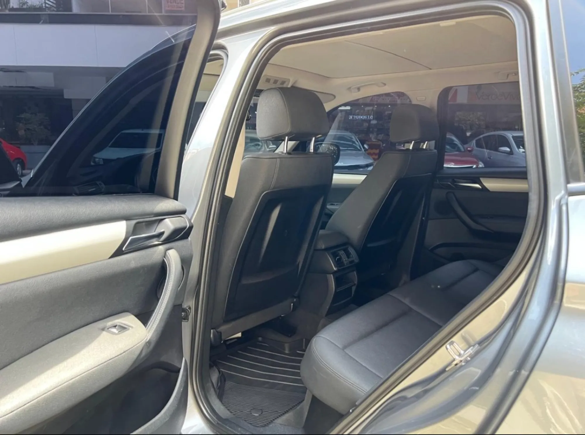 BMW X3 xDrive 2011