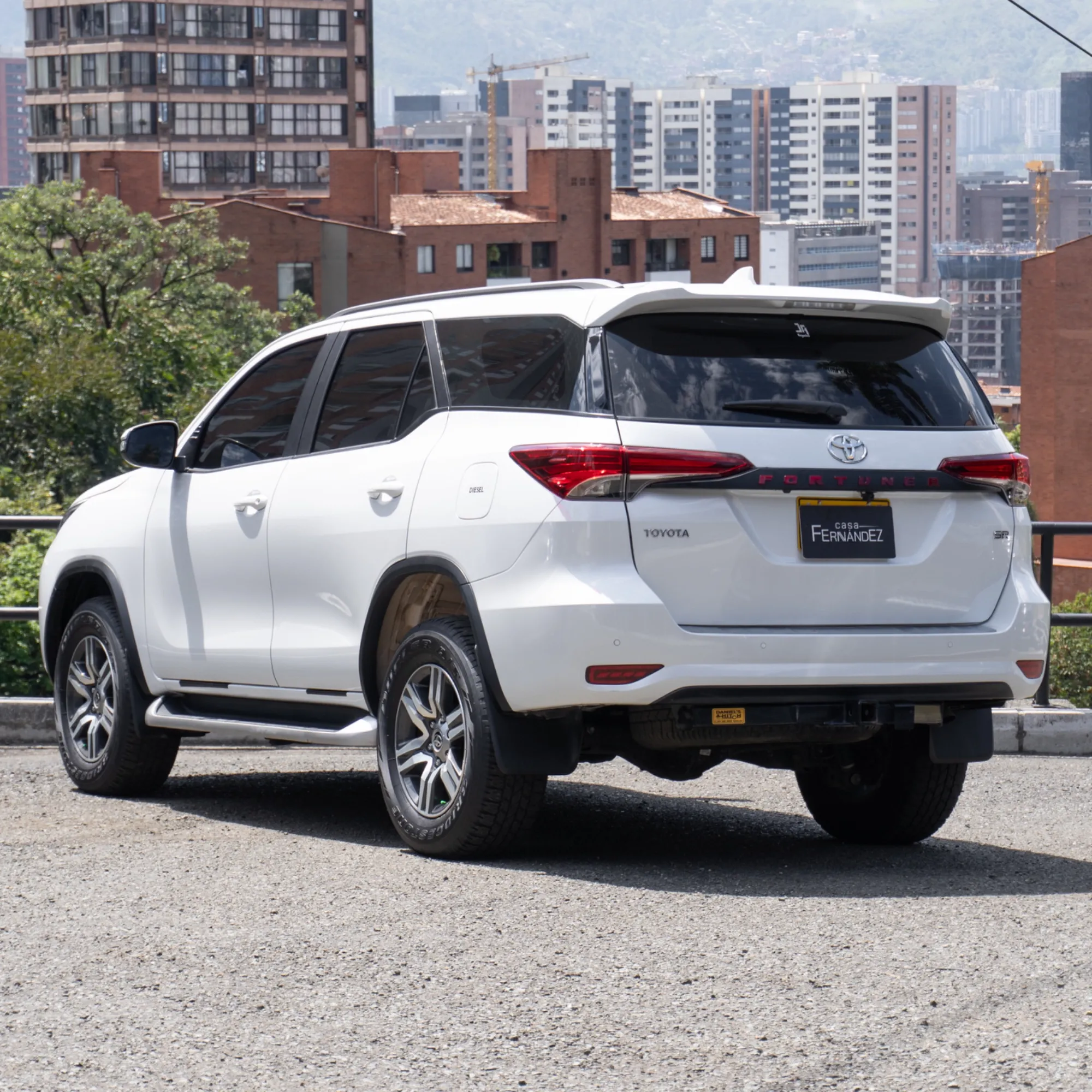 Toyota Fortuner 2.4 Diesel 2023