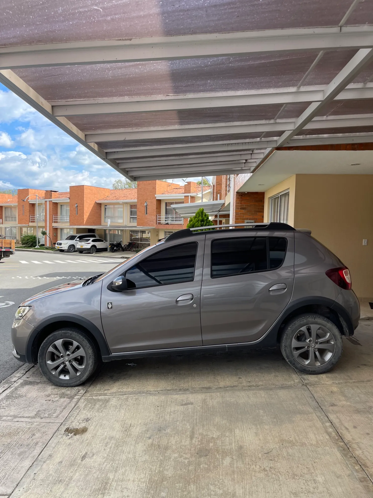 RENAULT SANDERO STEPWAY INTENS 2020 AUTOMTICO  