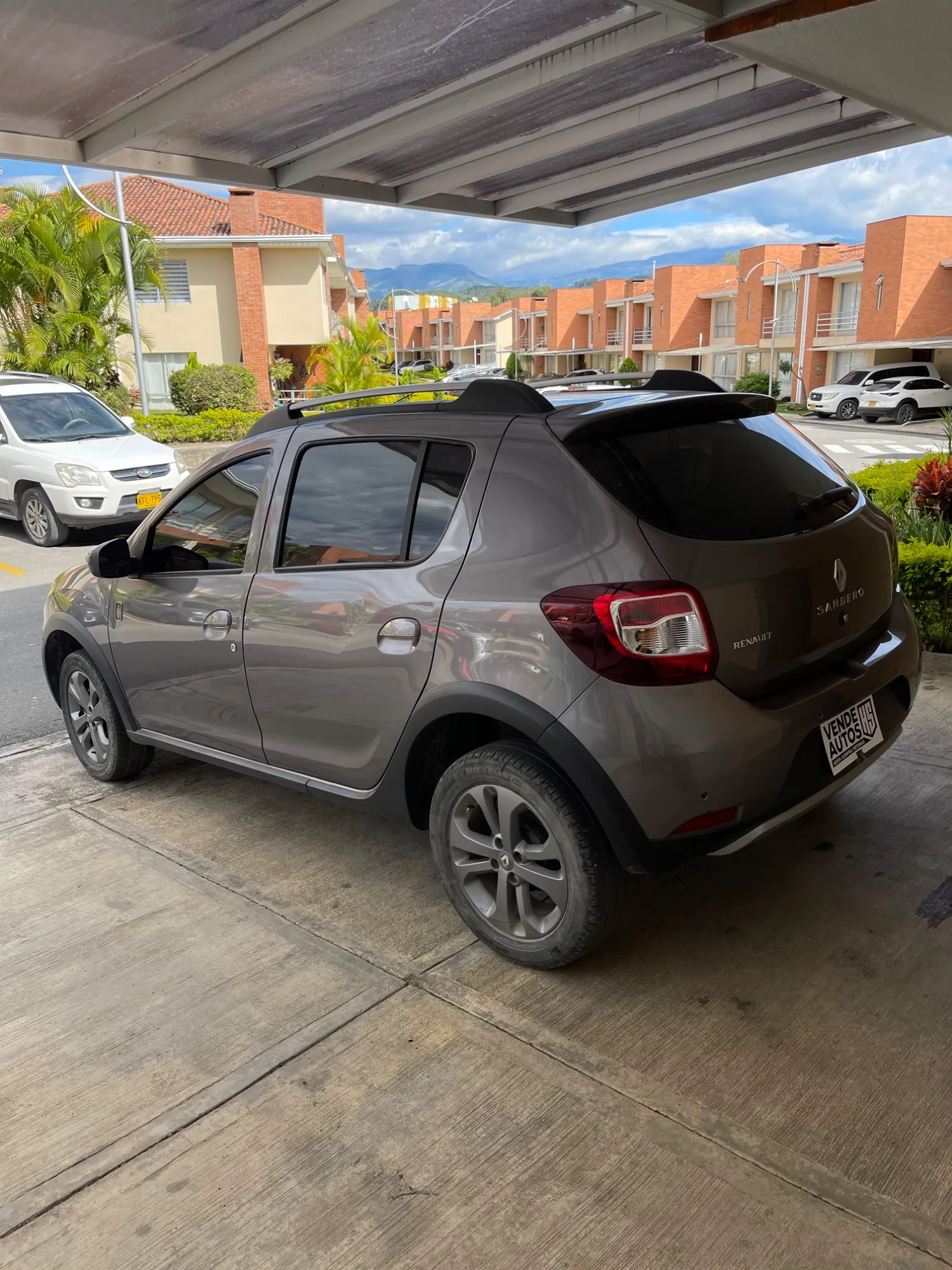 RENAULT SANDERO STEPWAY INTENS 2020 AUTOMTICO  