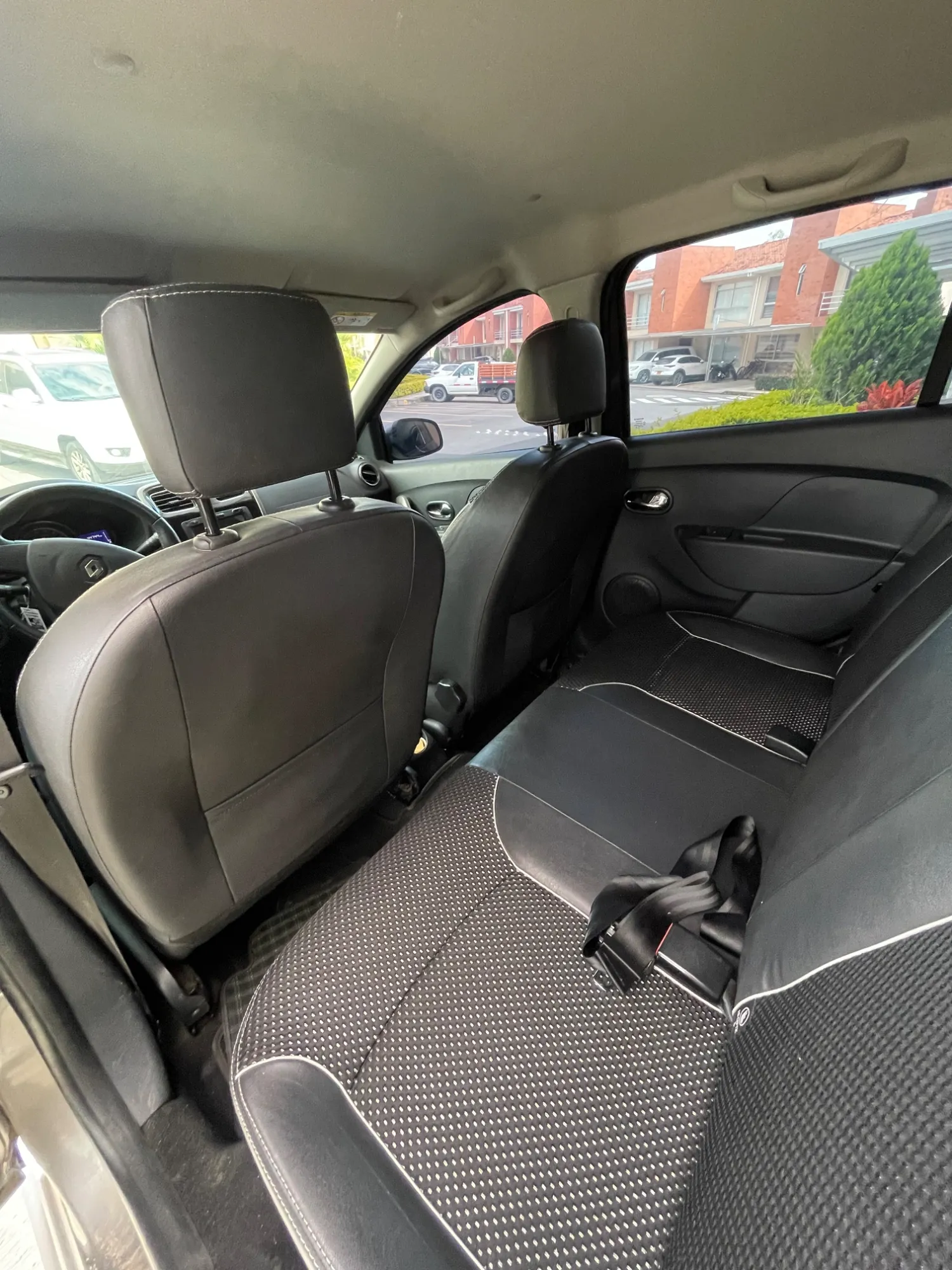 RENAULT SANDERO STEPWAY INTENS 2020 AUTOMTICO  