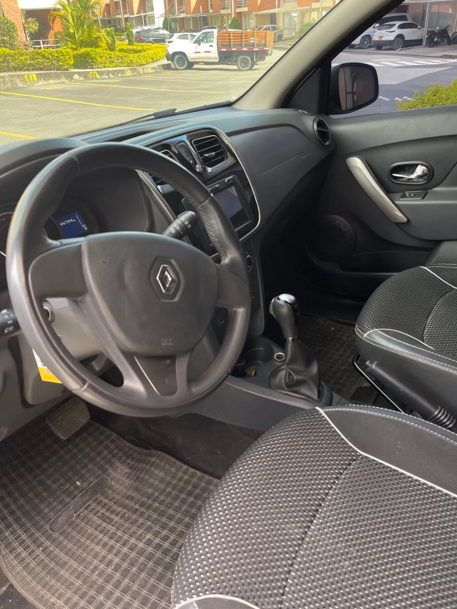 RENAULT SANDERO STEPWAY INTENS 2020 AUTOMTICO  