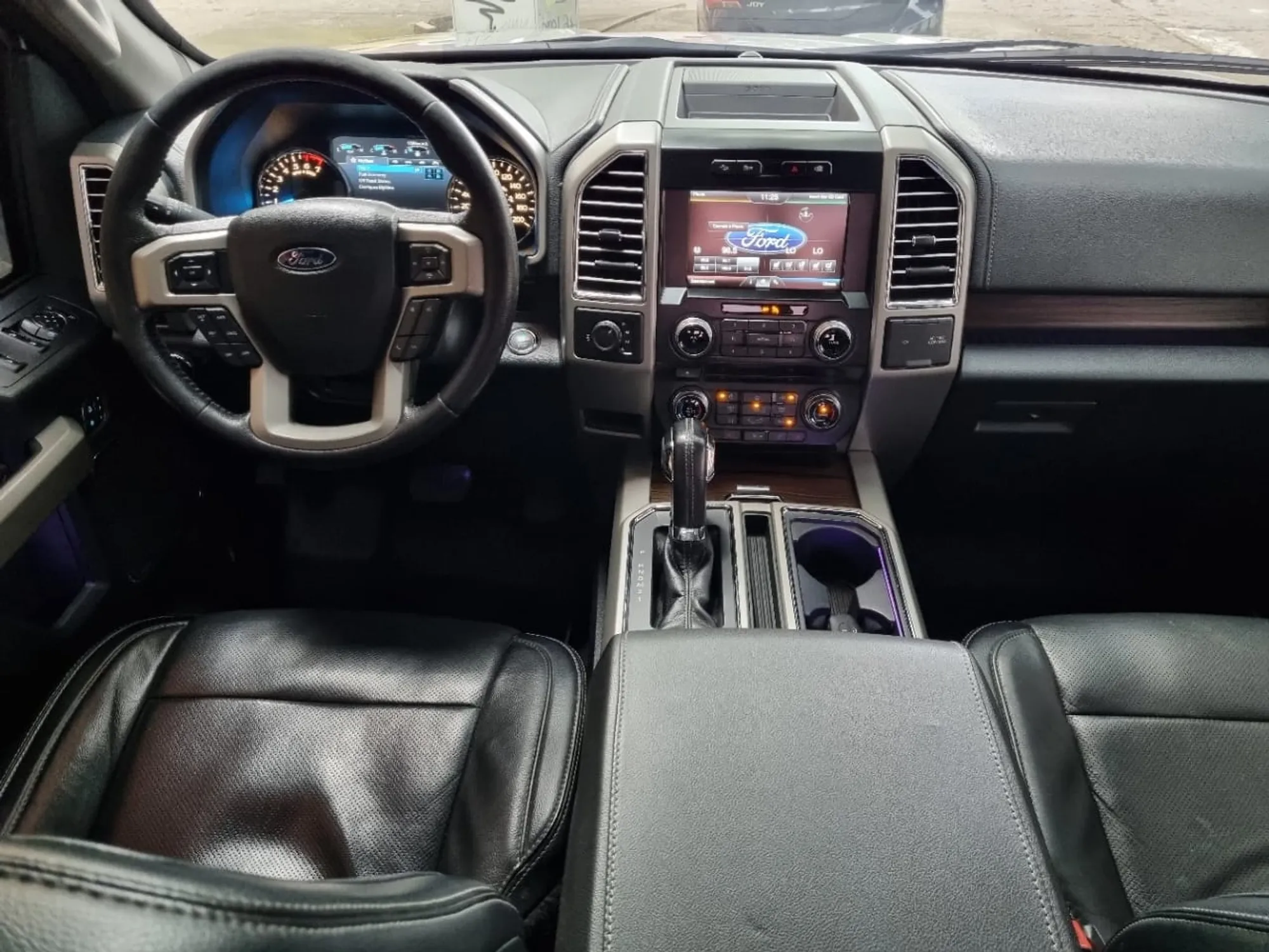 Ford F 150 lariat blindado 2 plus 
