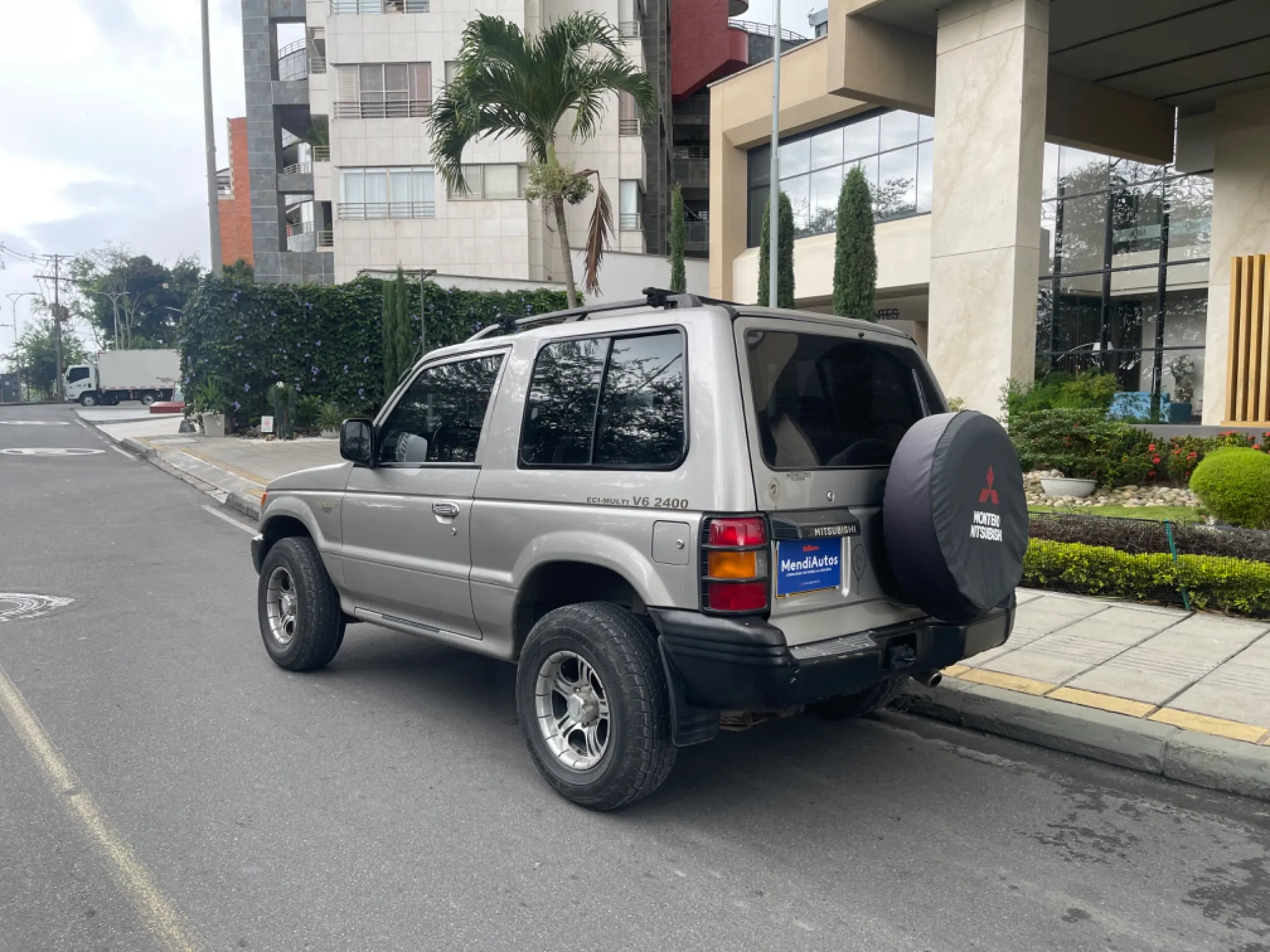 Mitsubishi Montero Hardtop 2006