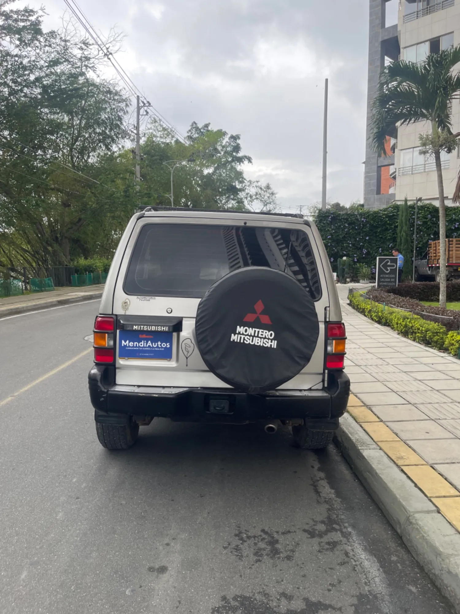 Mitsubishi Montero Hardtop 2006