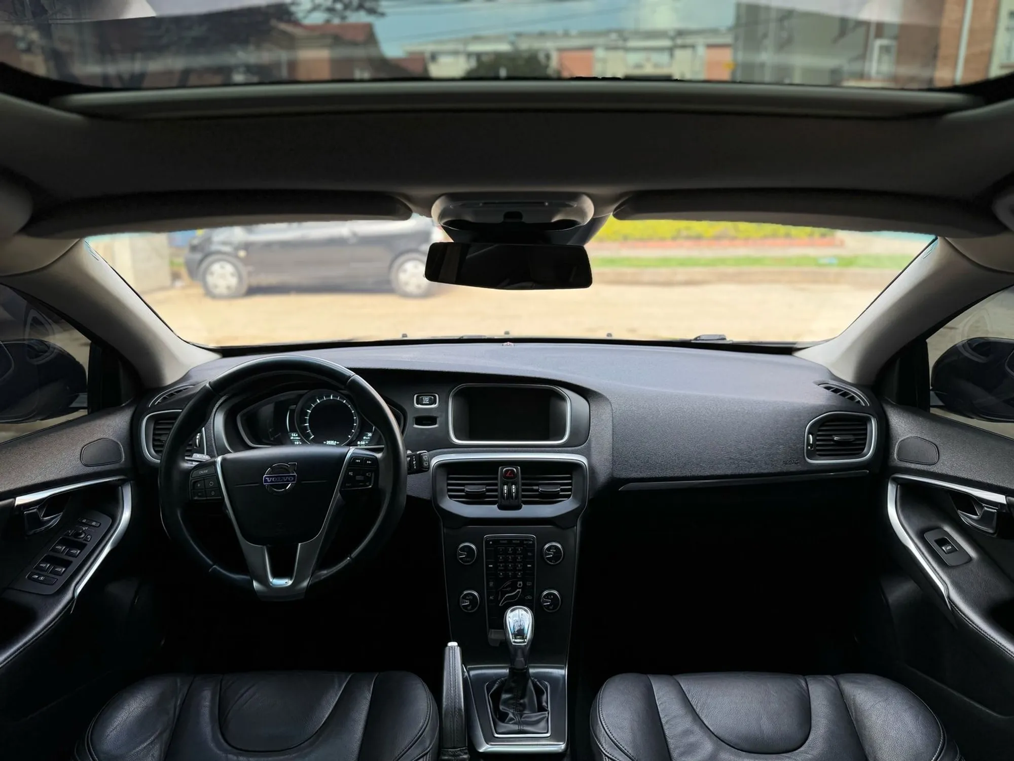Volvo V40 2.0T T5 Premium 2013