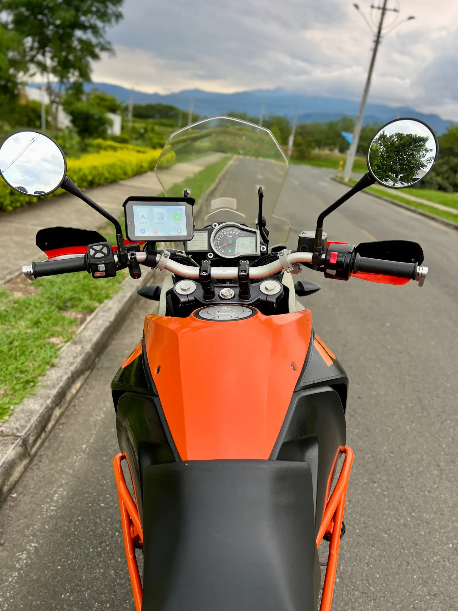KTM 1050 2015