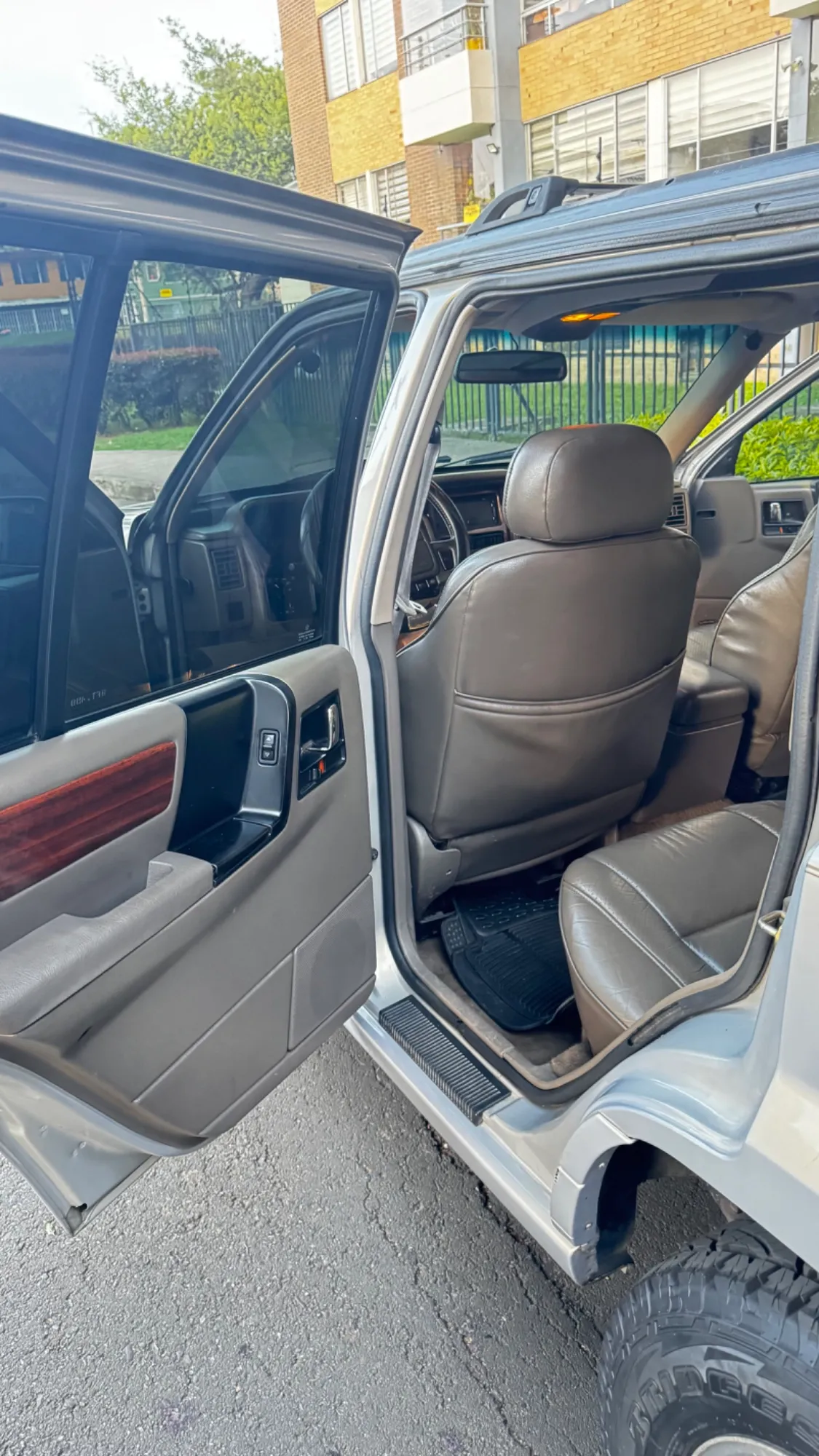 JEEP GRAND CHEROKEE LIMITED AMERICANA MODELO 95 