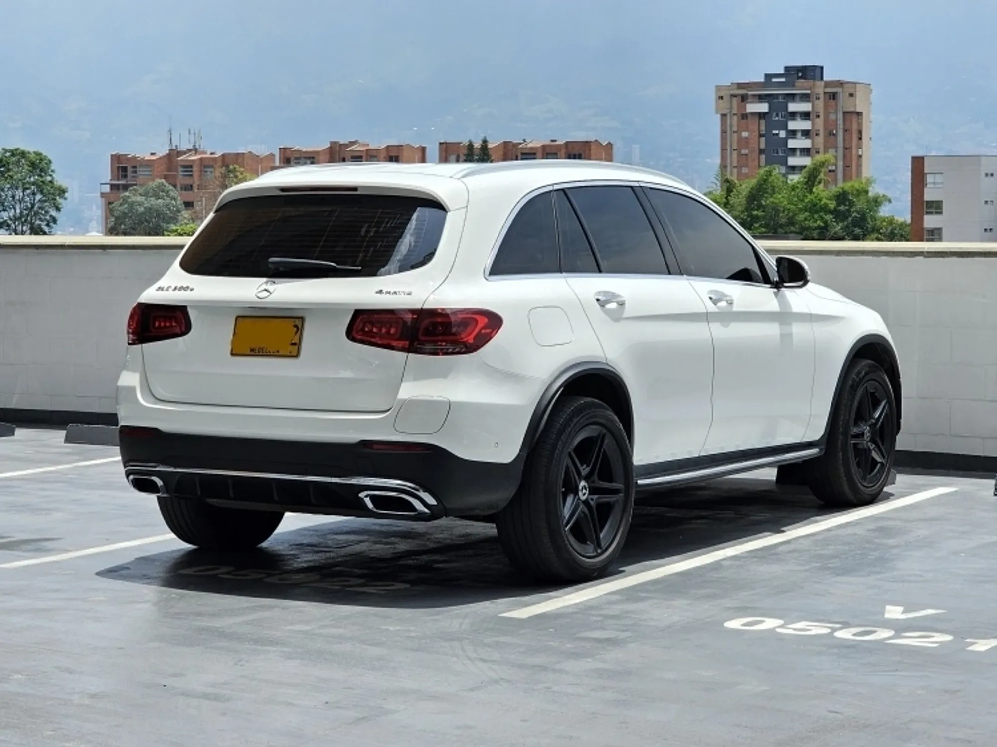 Mercedes GLC 300E HIBRIDO enchufable 