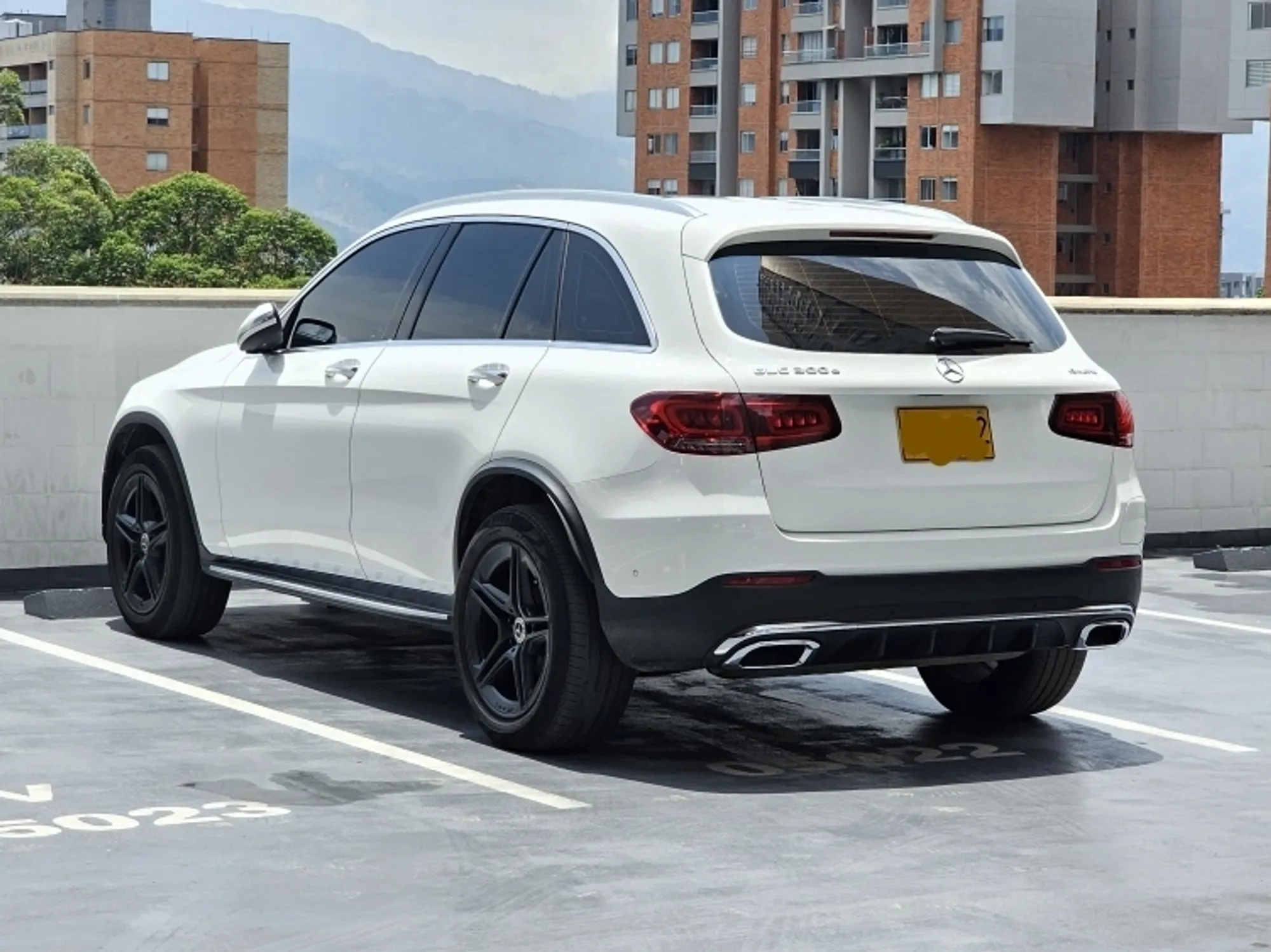 Mercedes GLC 300E HIBRIDO enchufable 
