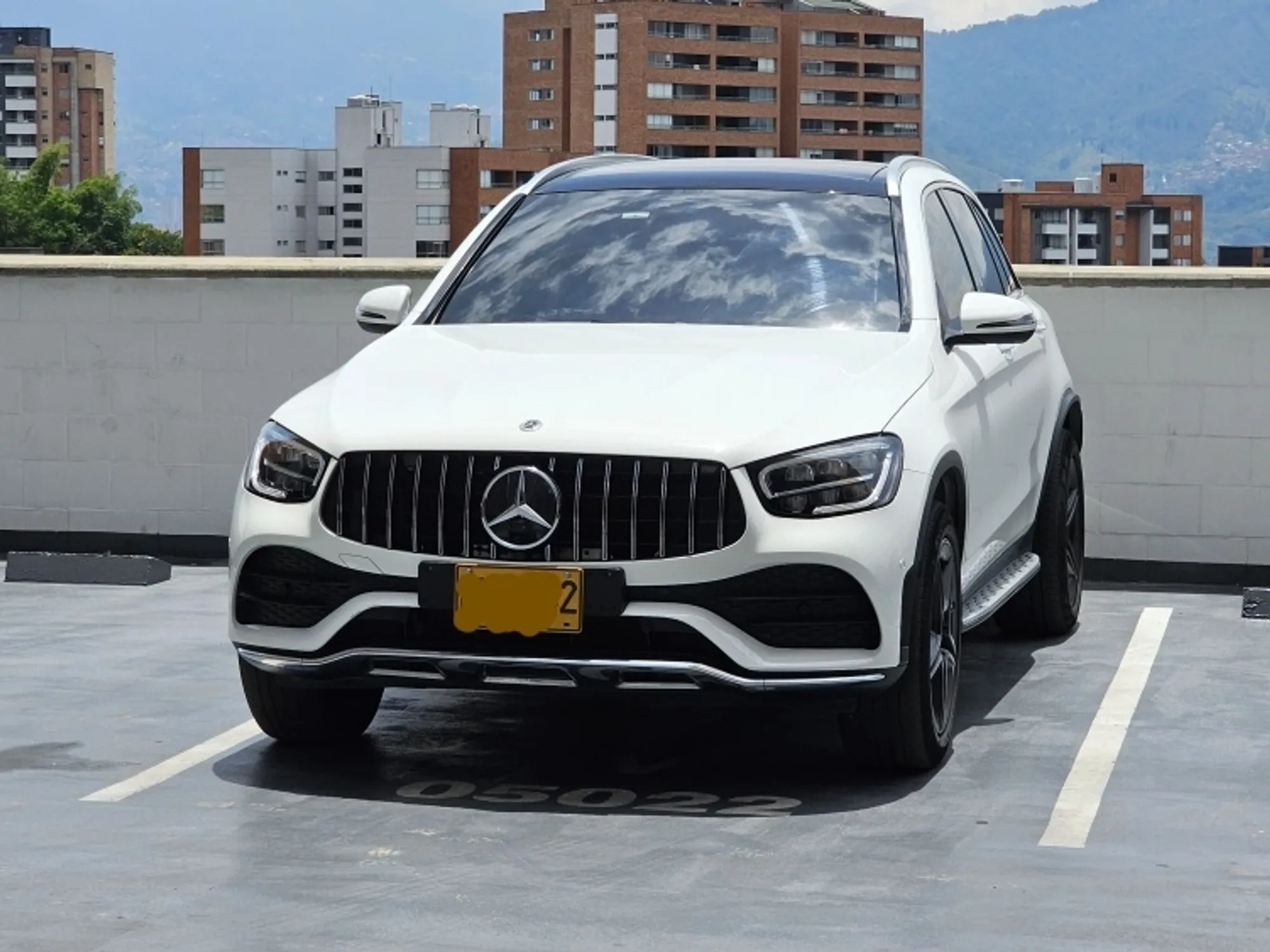 Mercedes GLC 300E HIBRIDO enchufable 