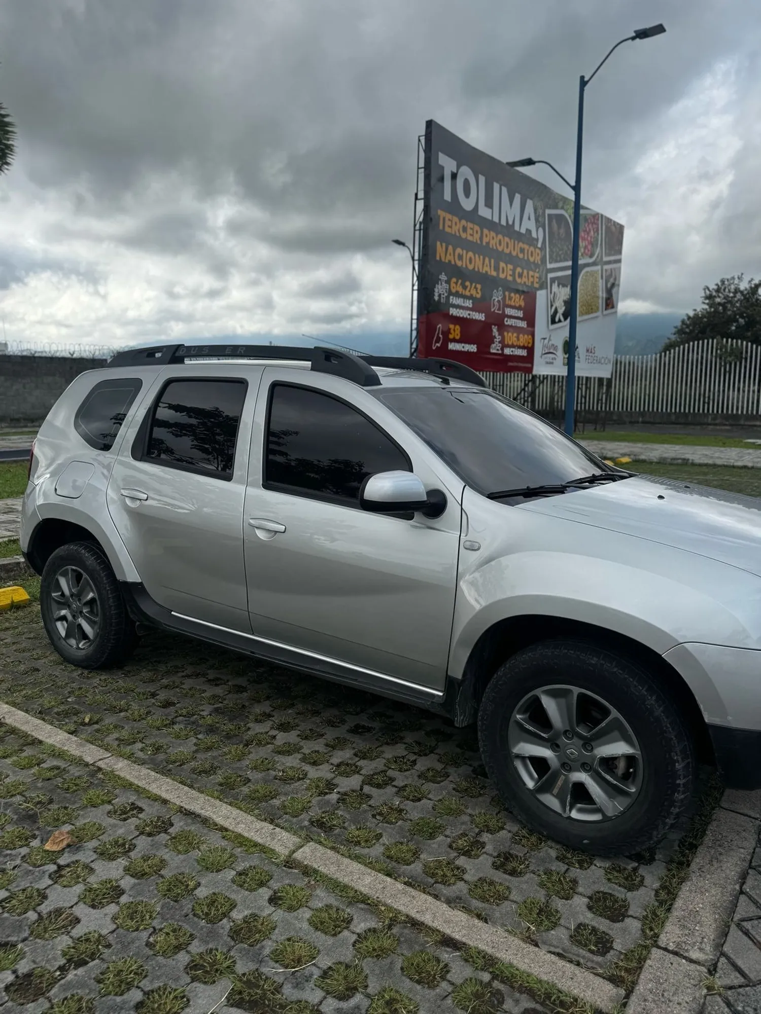 RENAULT DUSTER 2021