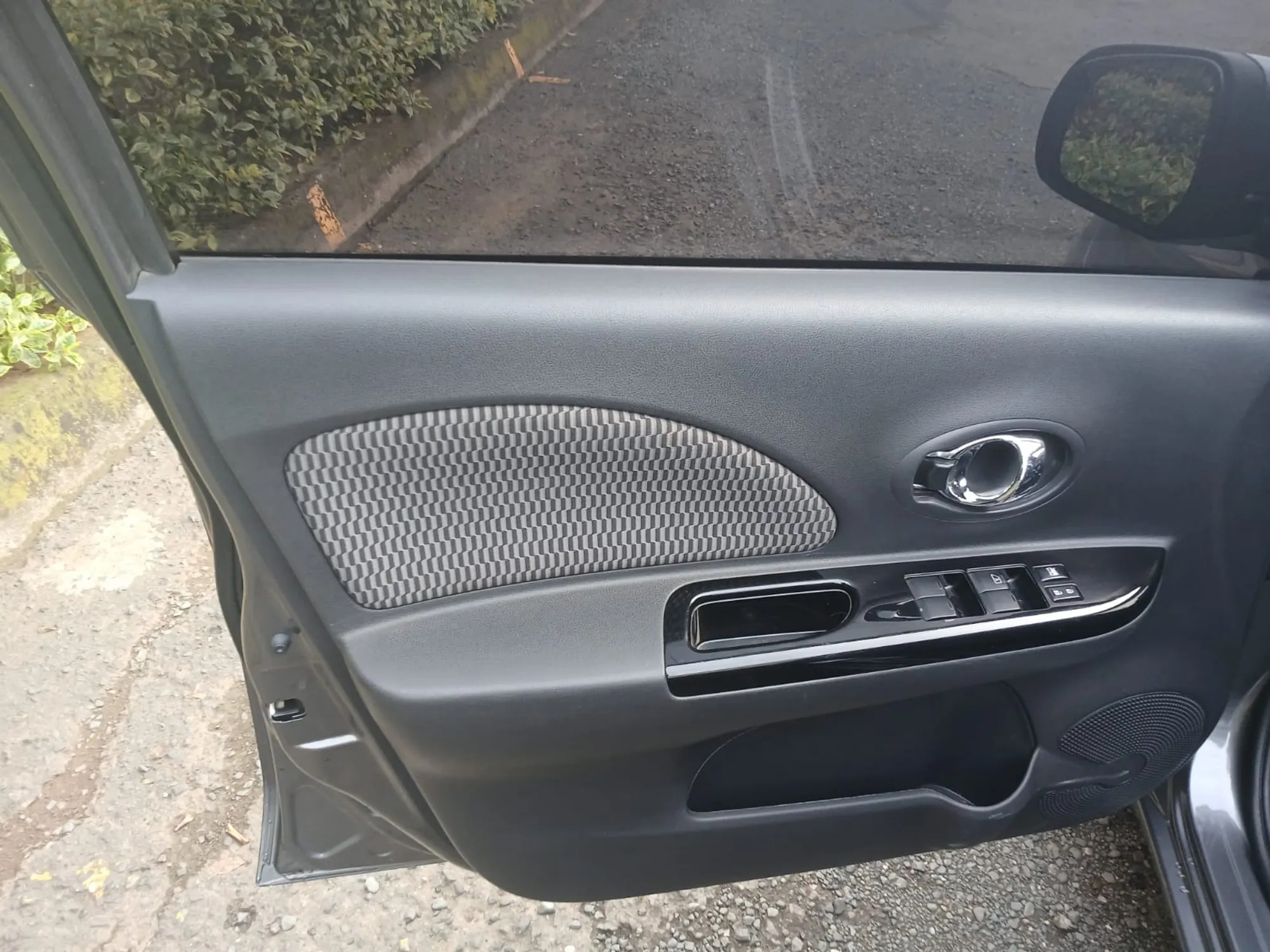 Nissan March Sense MT 2022