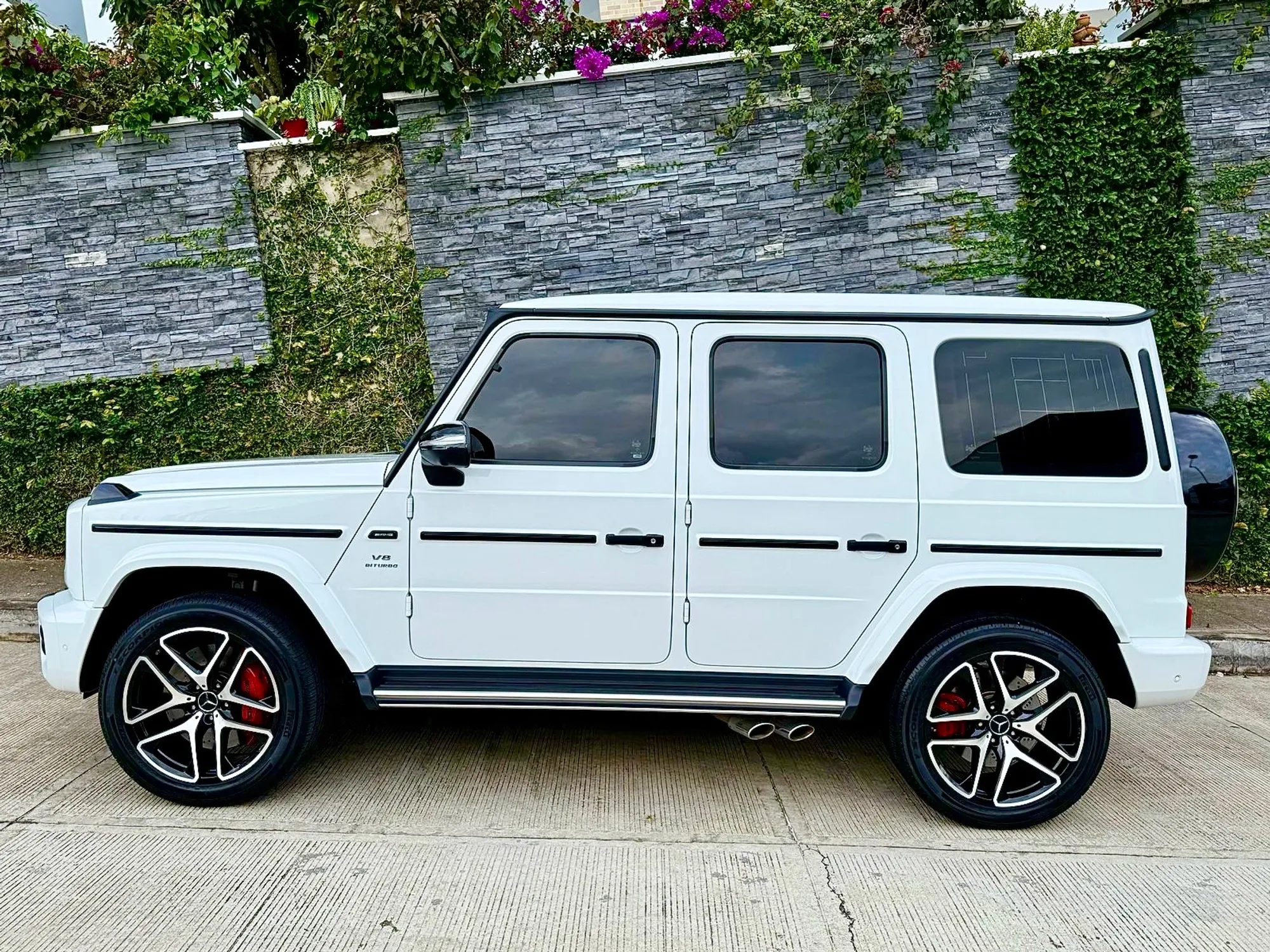 Mercedes G63 AMG 2022 4.0 V8 BiTurbo 