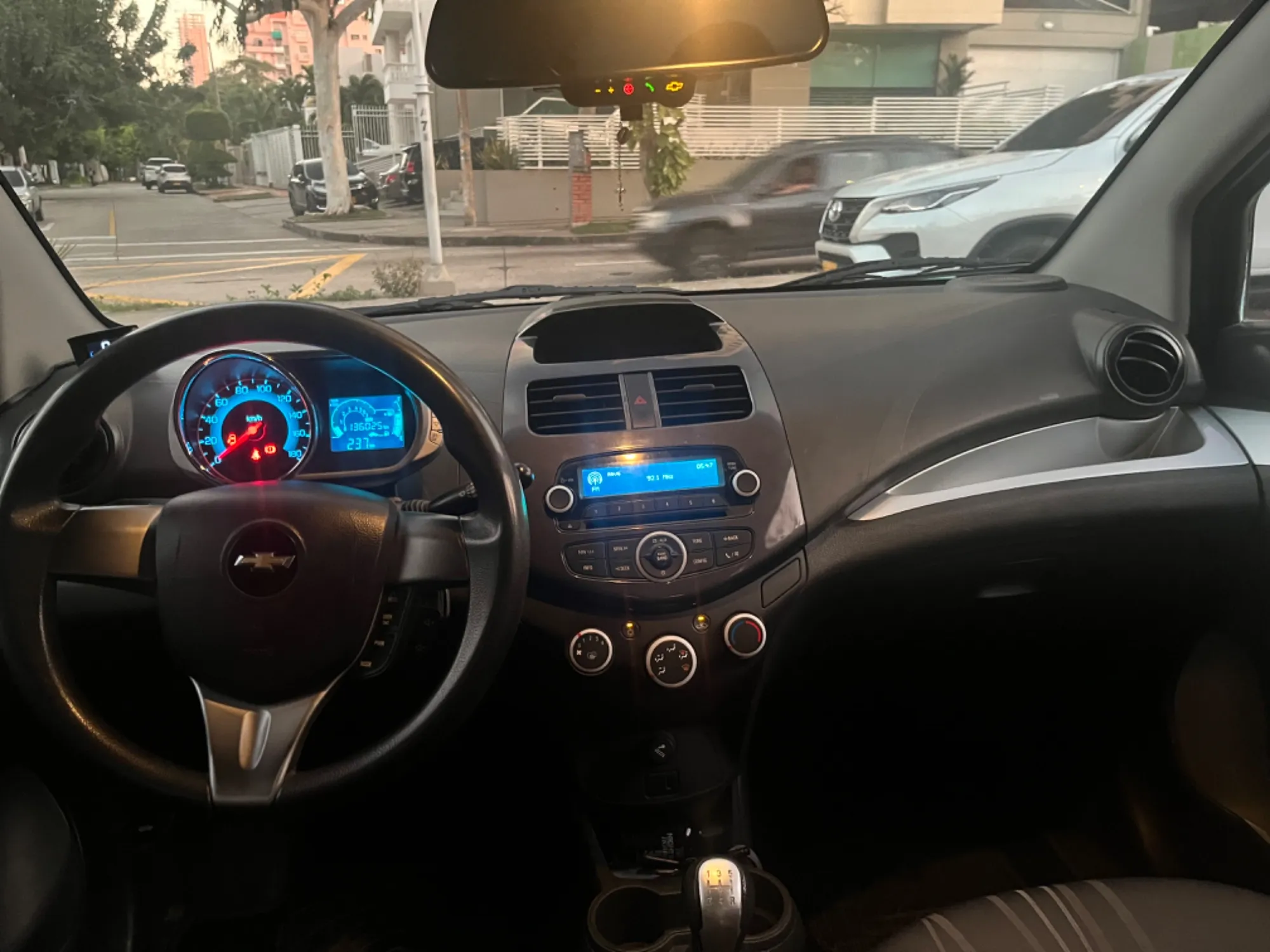 Chevrolet Spark GT 2015 Full Equipo 