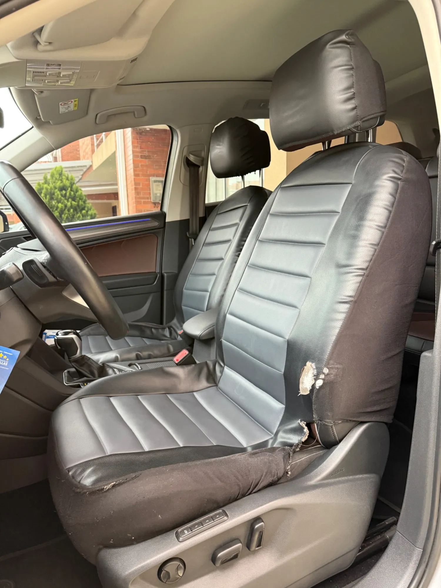 VOLKSWAGEN TIGUAN ELEGANCE 240 TSI 2022 38.000KM