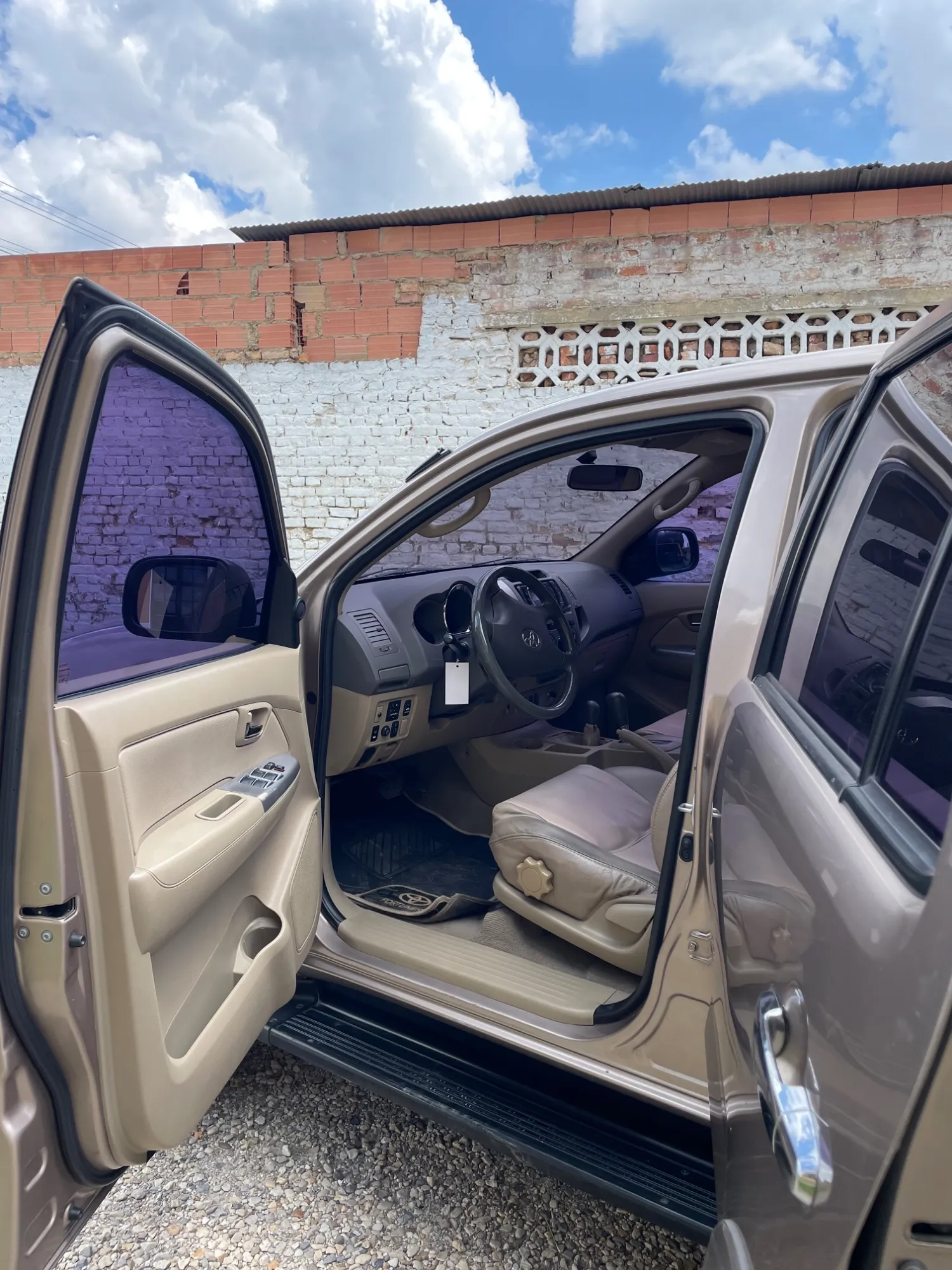 Toyota Fortuner 2011 4x4 2.7 gasolina AT