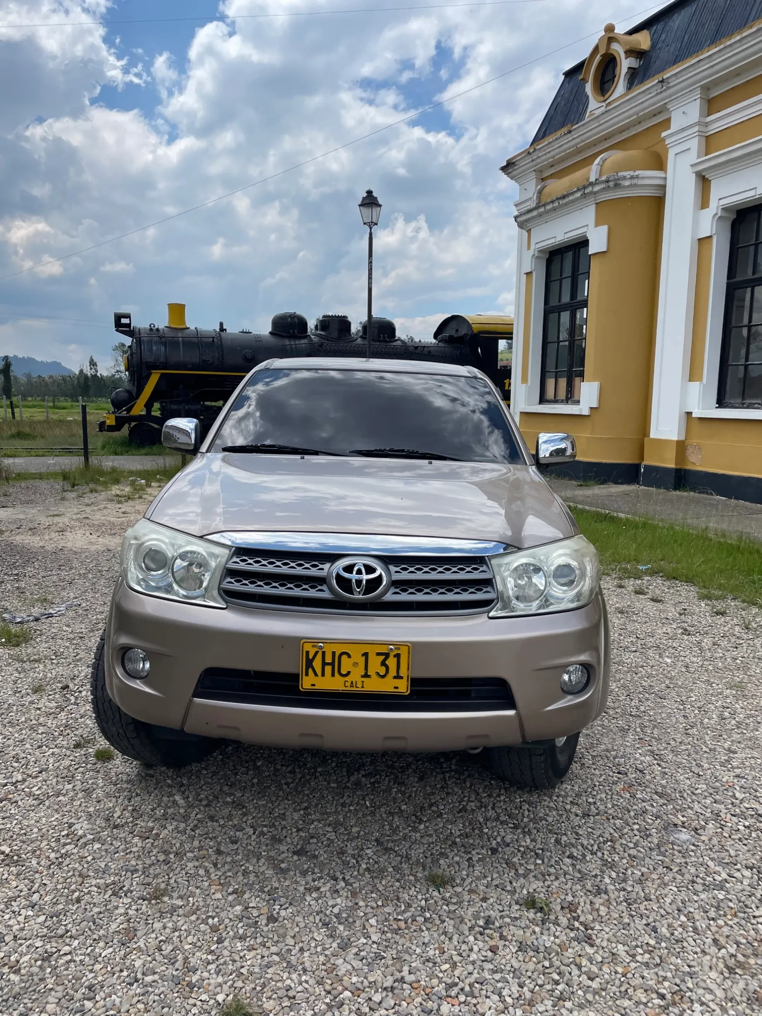 Toyota Fortuner 2011 4x4 2.7 gasolina AT