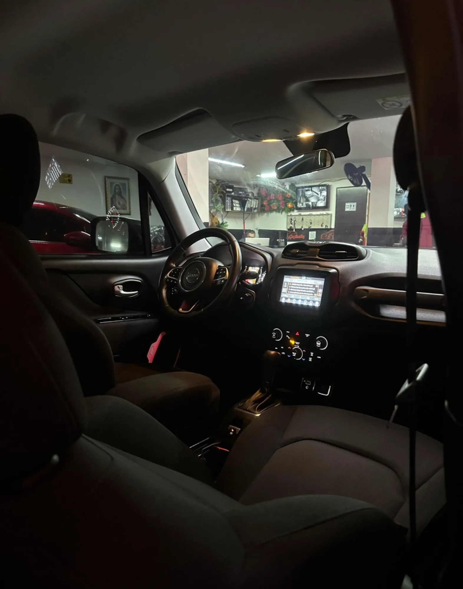 Jeep Renegade 2023
