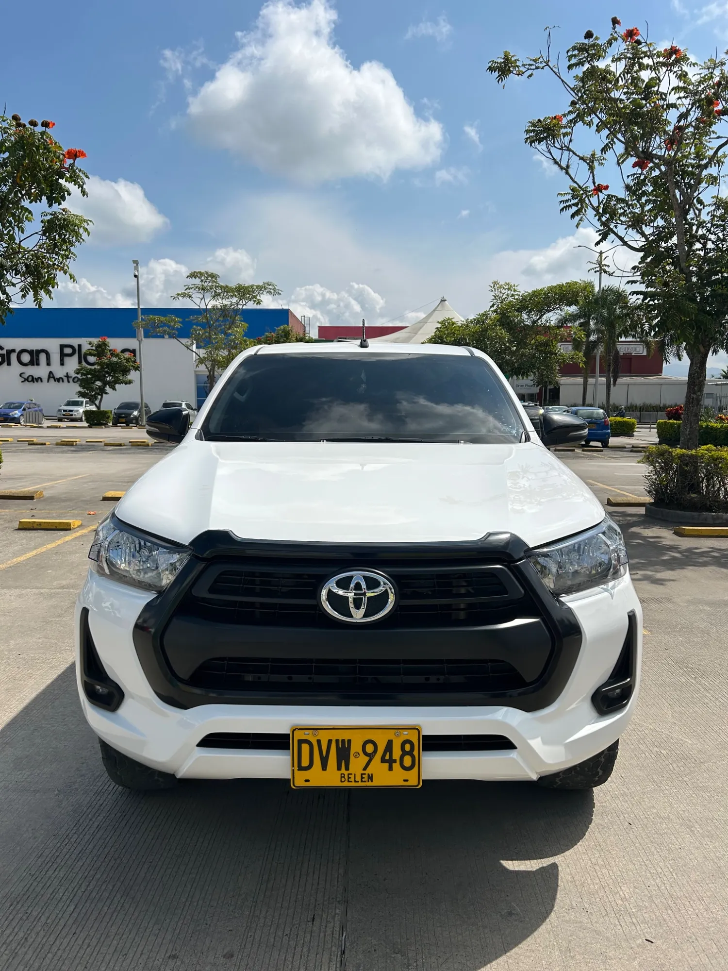 Toyota Hilux 2.7 gasolina 