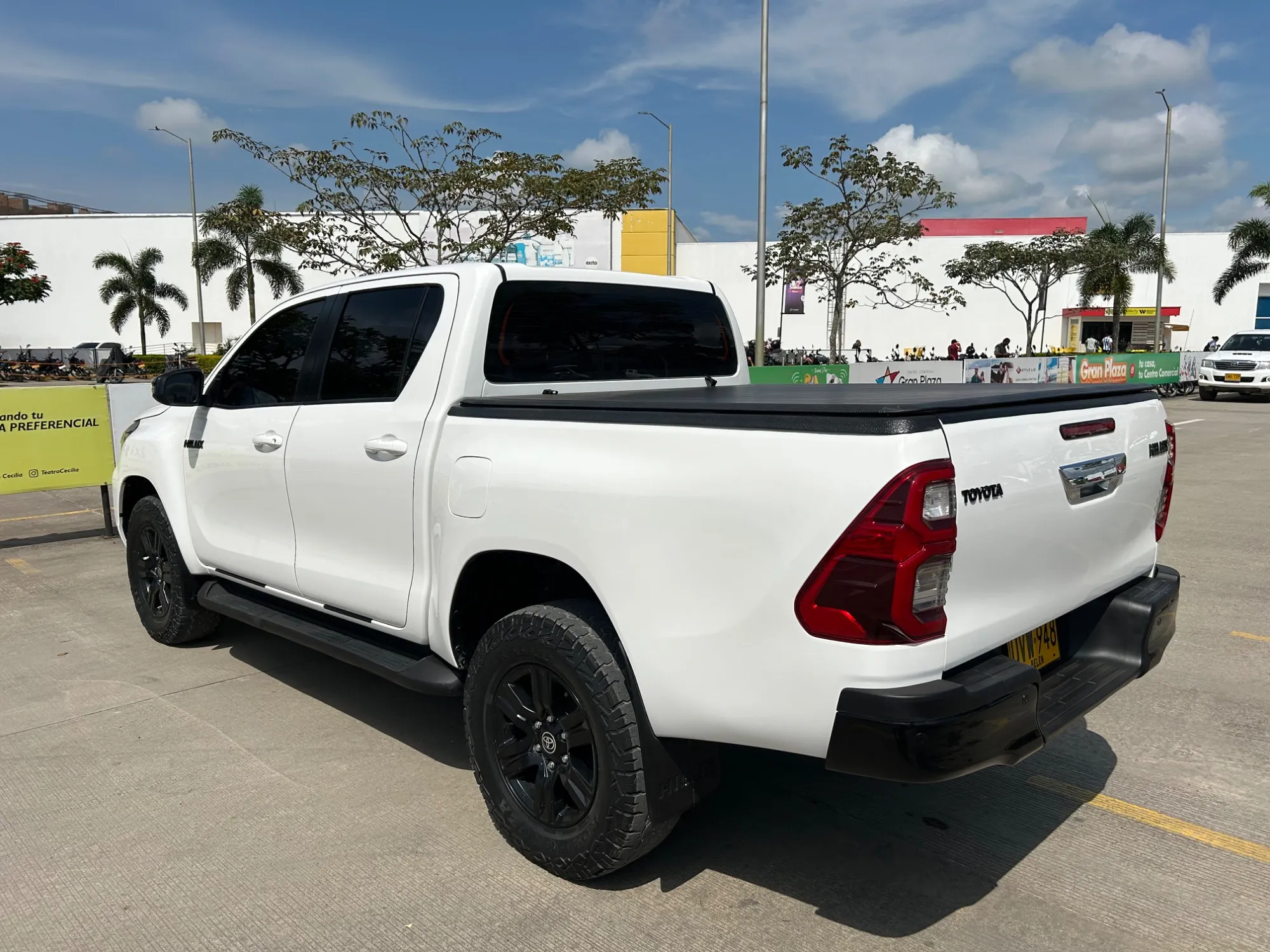 Toyota Hilux 2.7 gasolina 