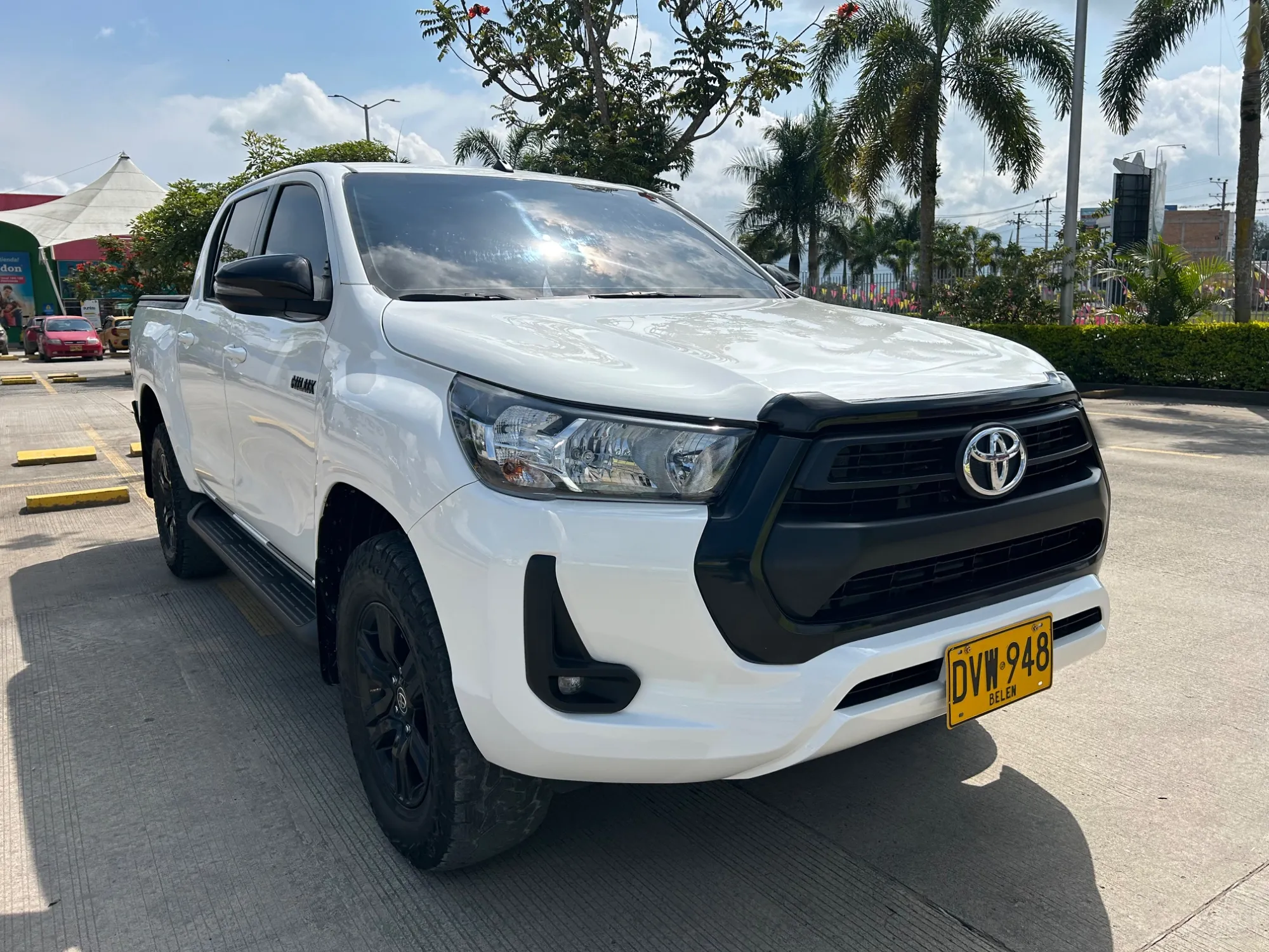 Toyota Hilux 2.7 gasolina 