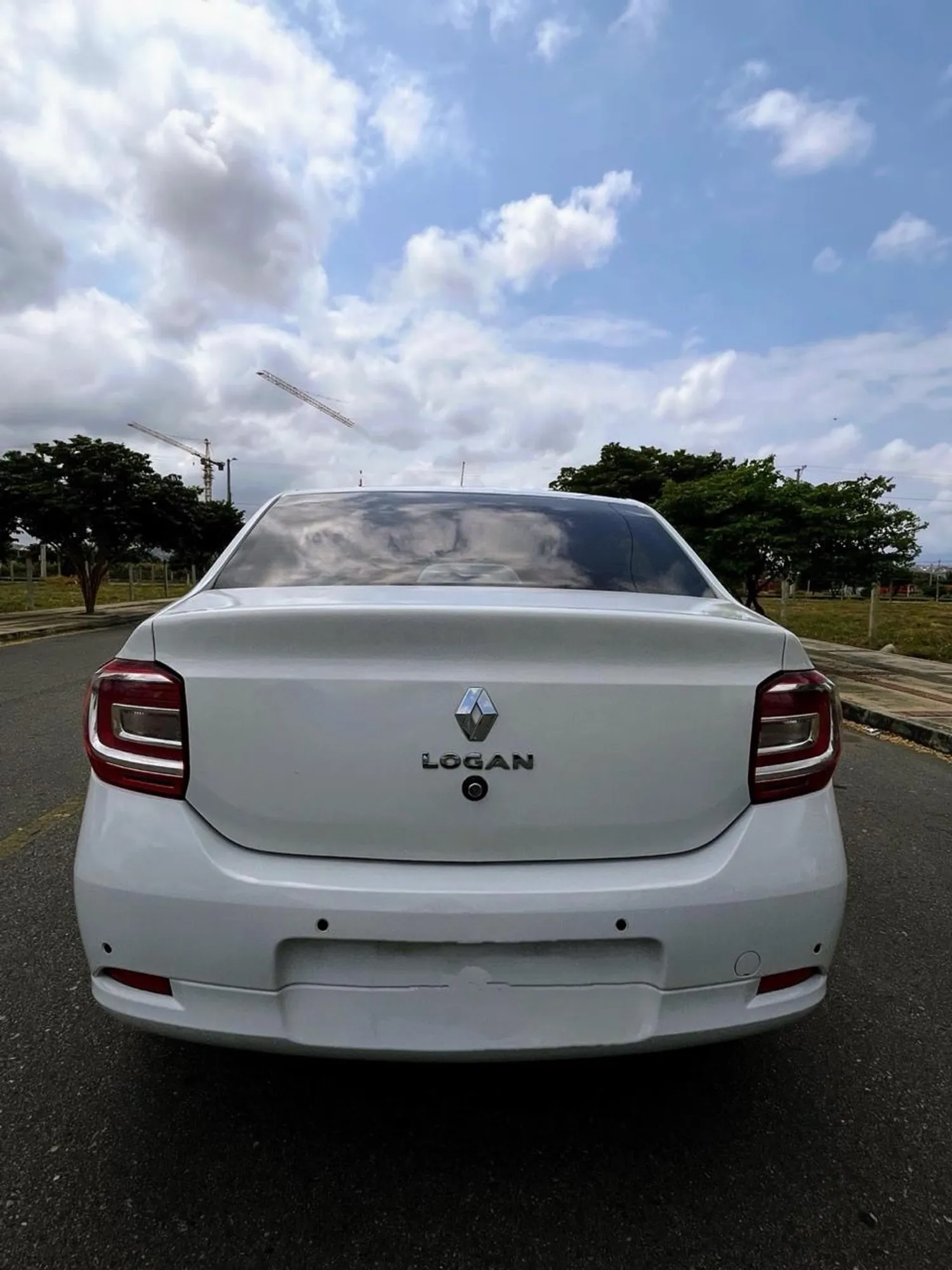 Renault Logan intense full equipo 