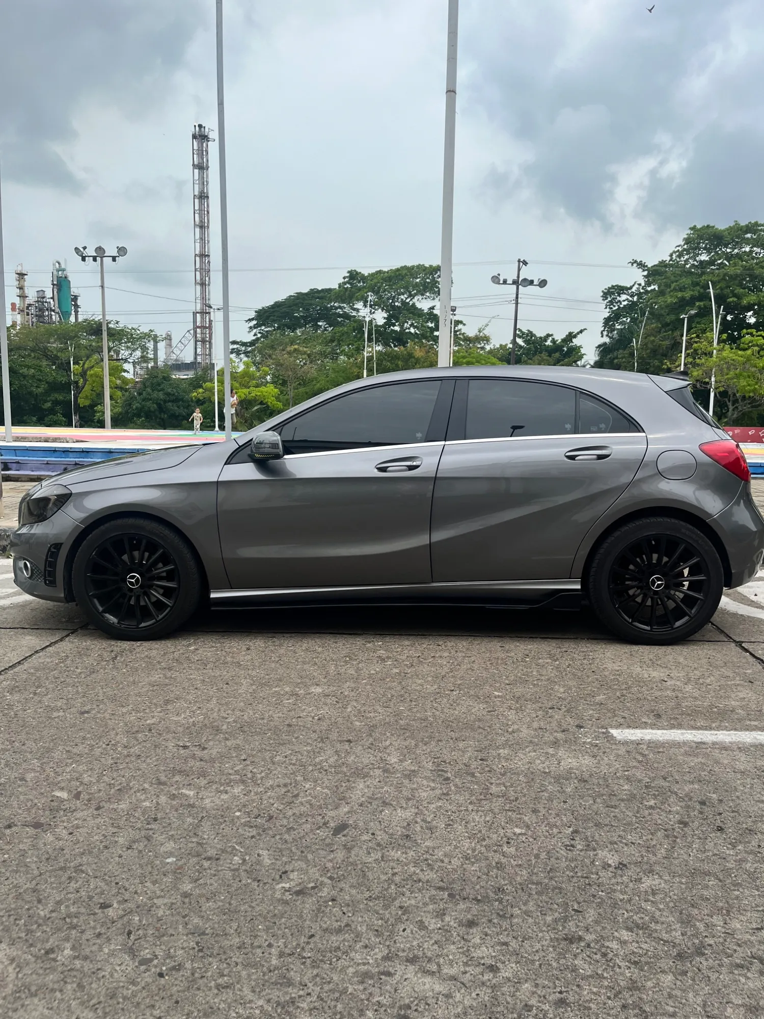 Mercedez Benz A 200