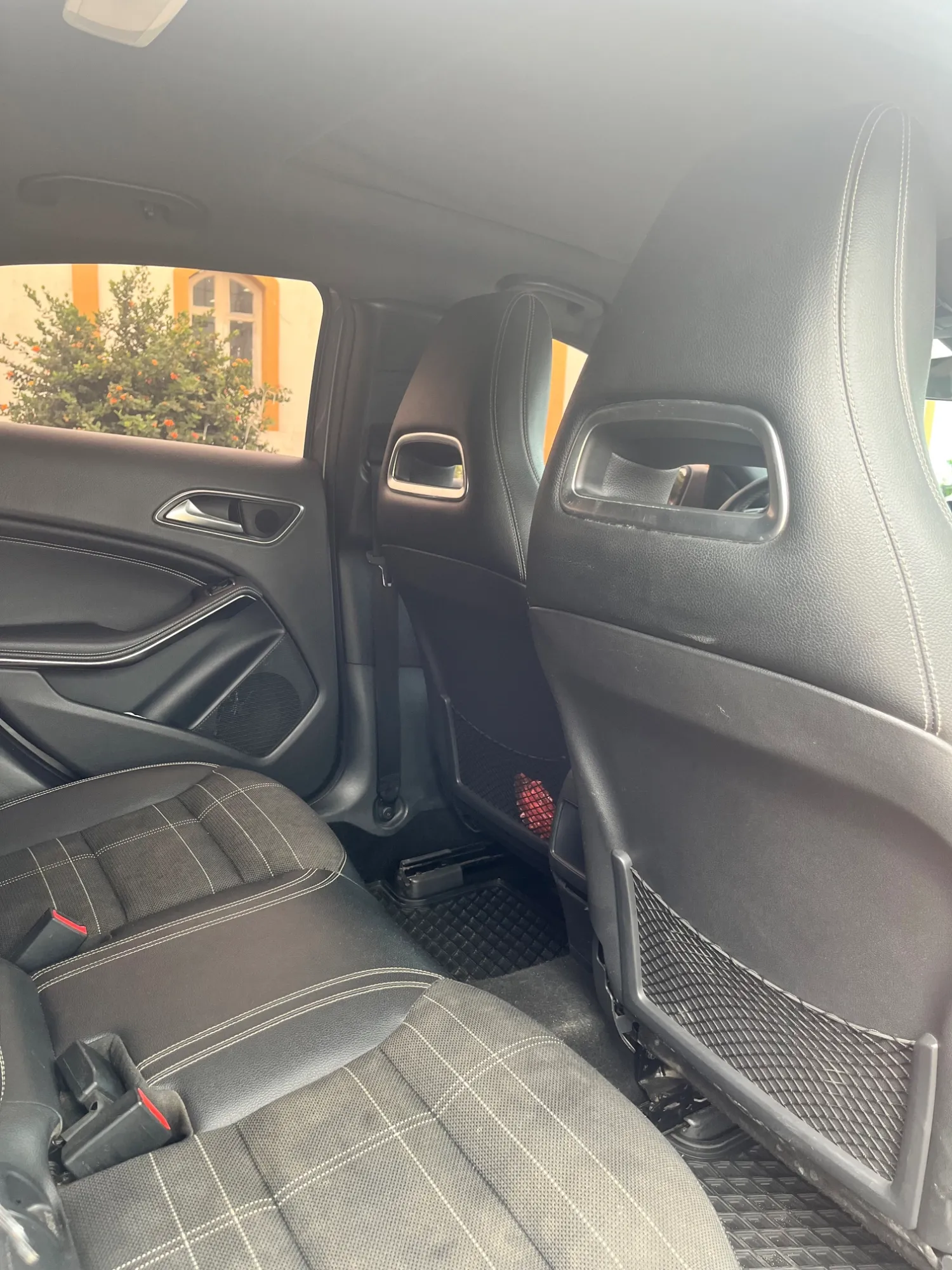 Mercedez Benz A 200