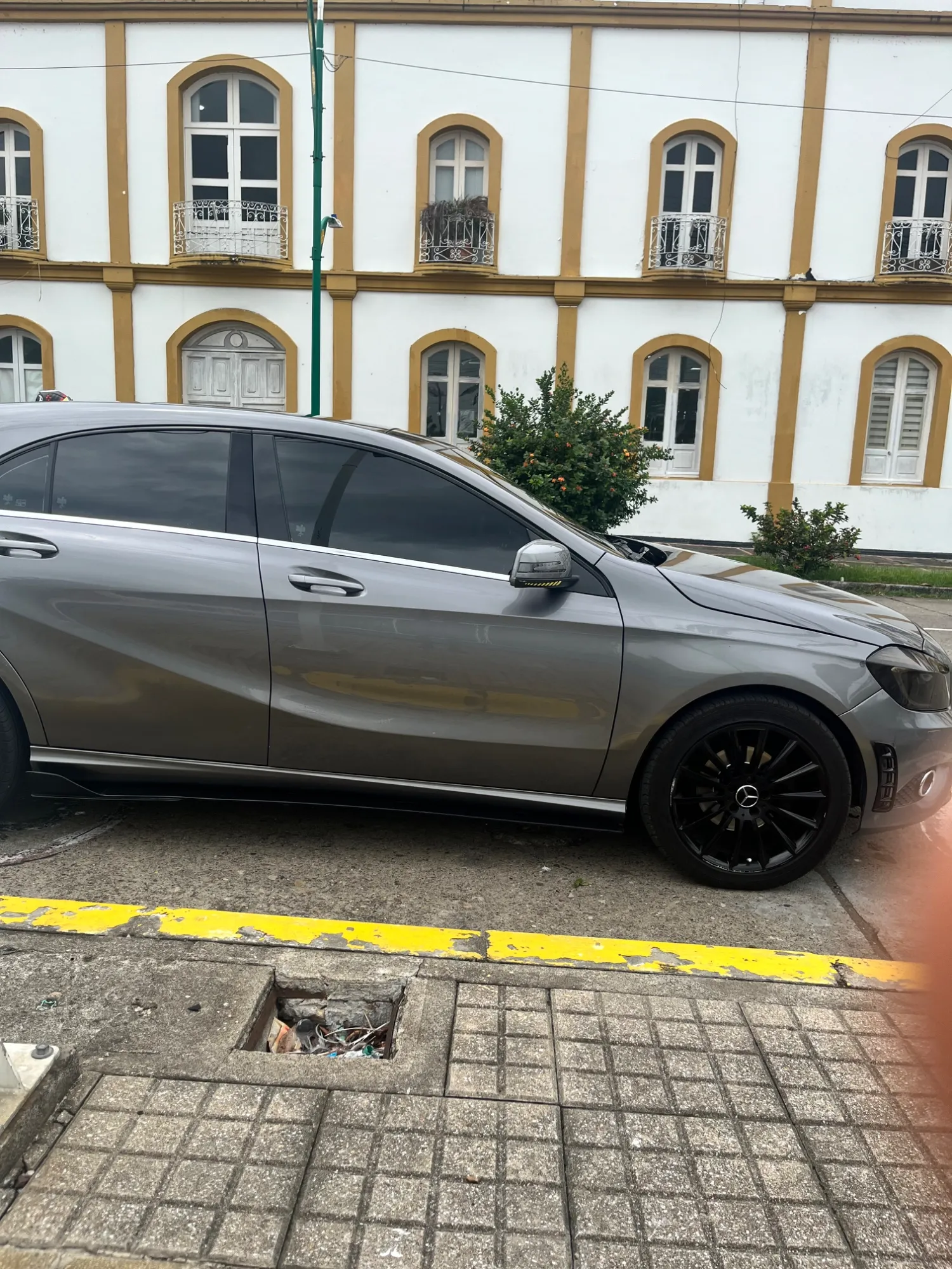 Mercedez Benz A 200