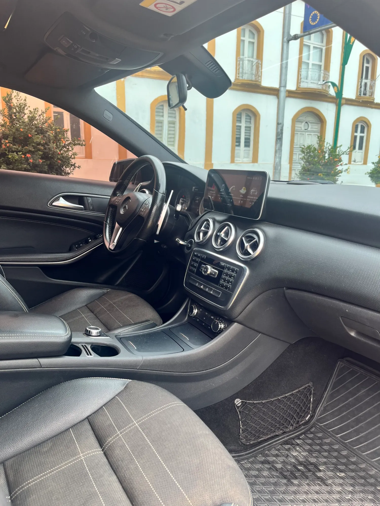 Mercedez Benz A 200