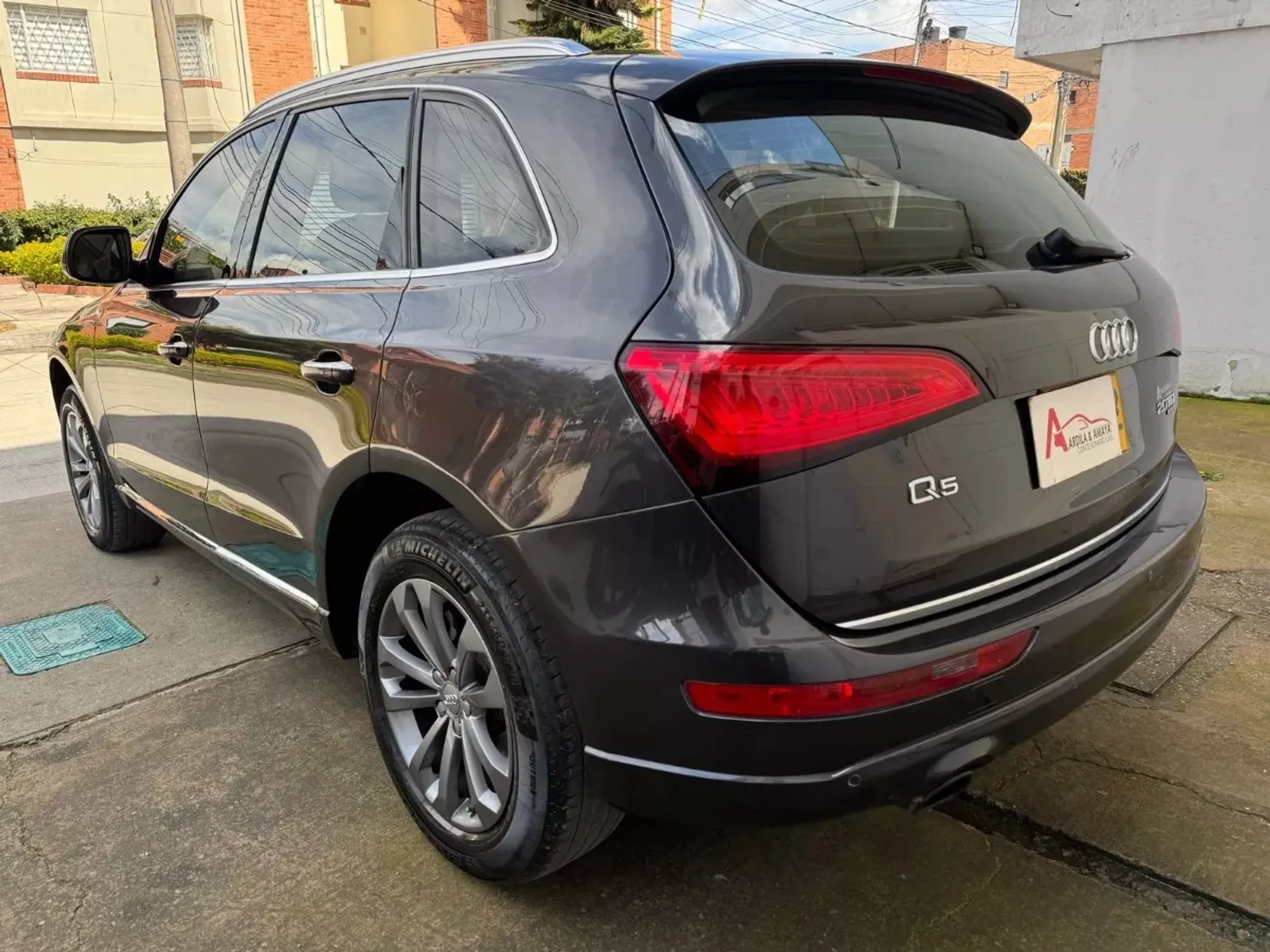AUDI Q5 2.0 TDI S-TRONIC LUXURY TP 2000CC TD CT TC