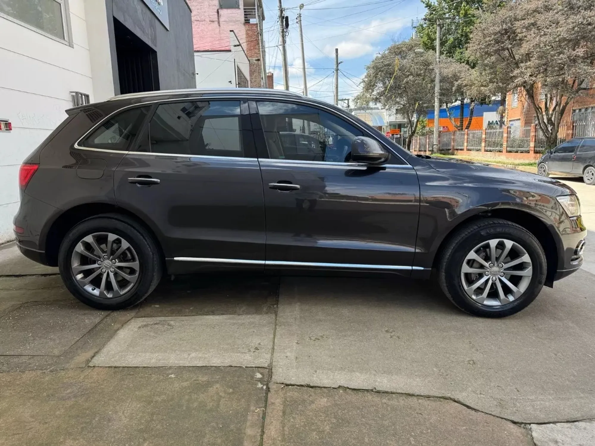 AUDI Q5 2.0 TDI S-TRONIC LUXURY TP 2000CC TD CT TC