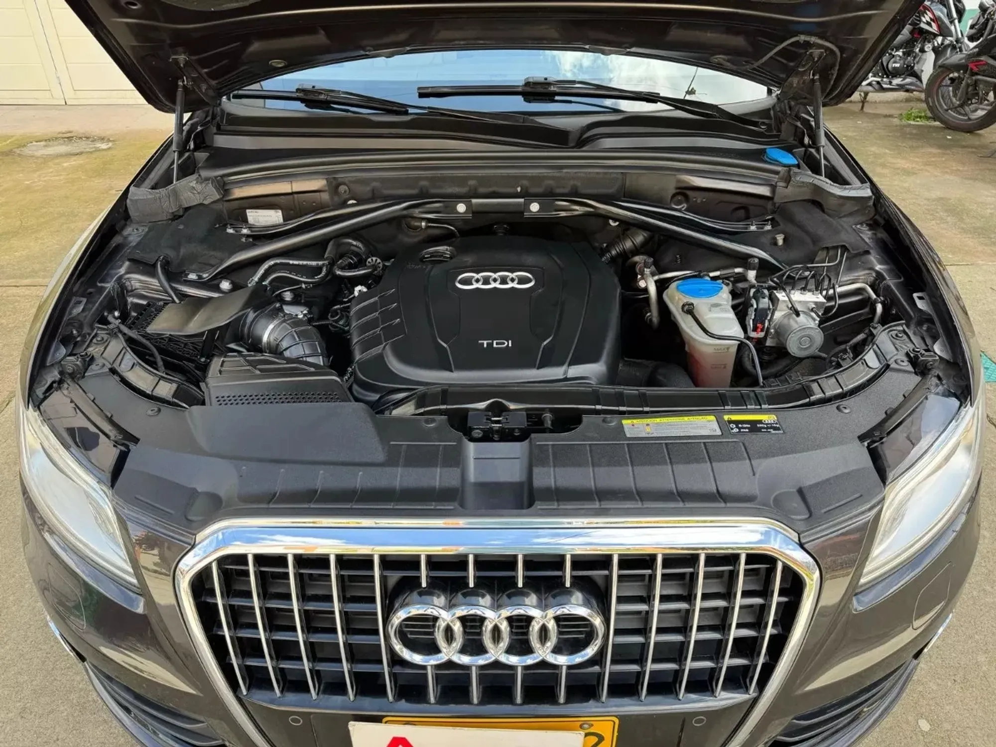 AUDI Q5 2.0 TDI S-TRONIC LUXURY TP 2000CC TD CT TC