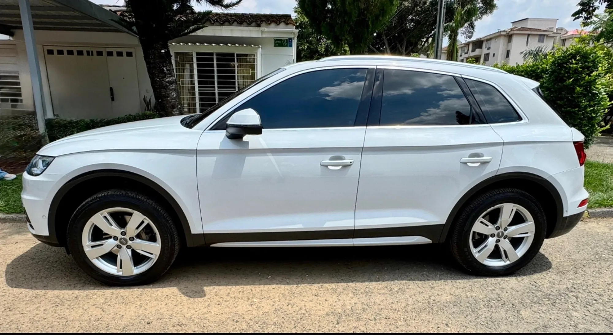 Audi Q5 2.0 TFSI QUATTRO Ambition 4x4 modelo 2019