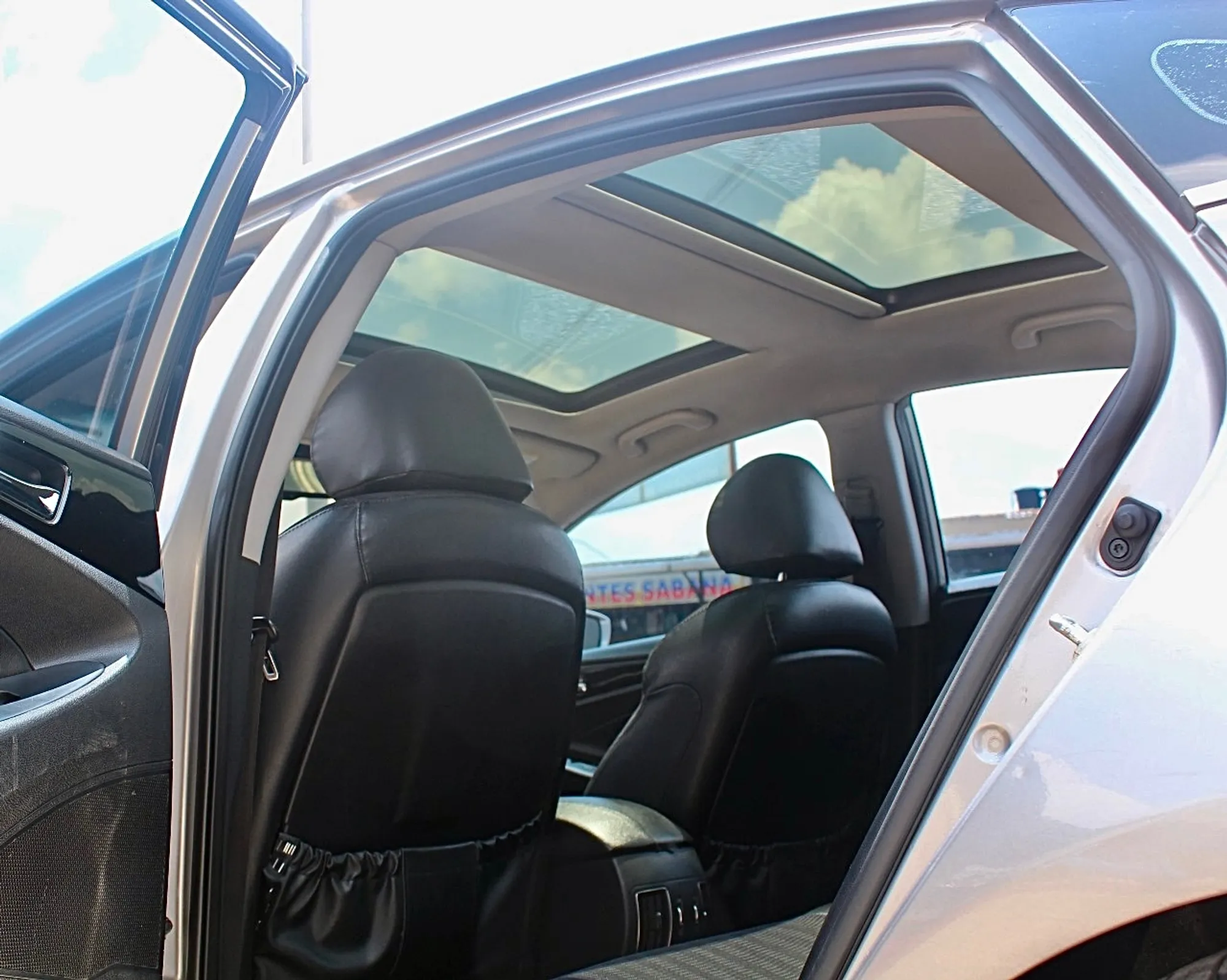 HYUNDAI SONATA 145 2012