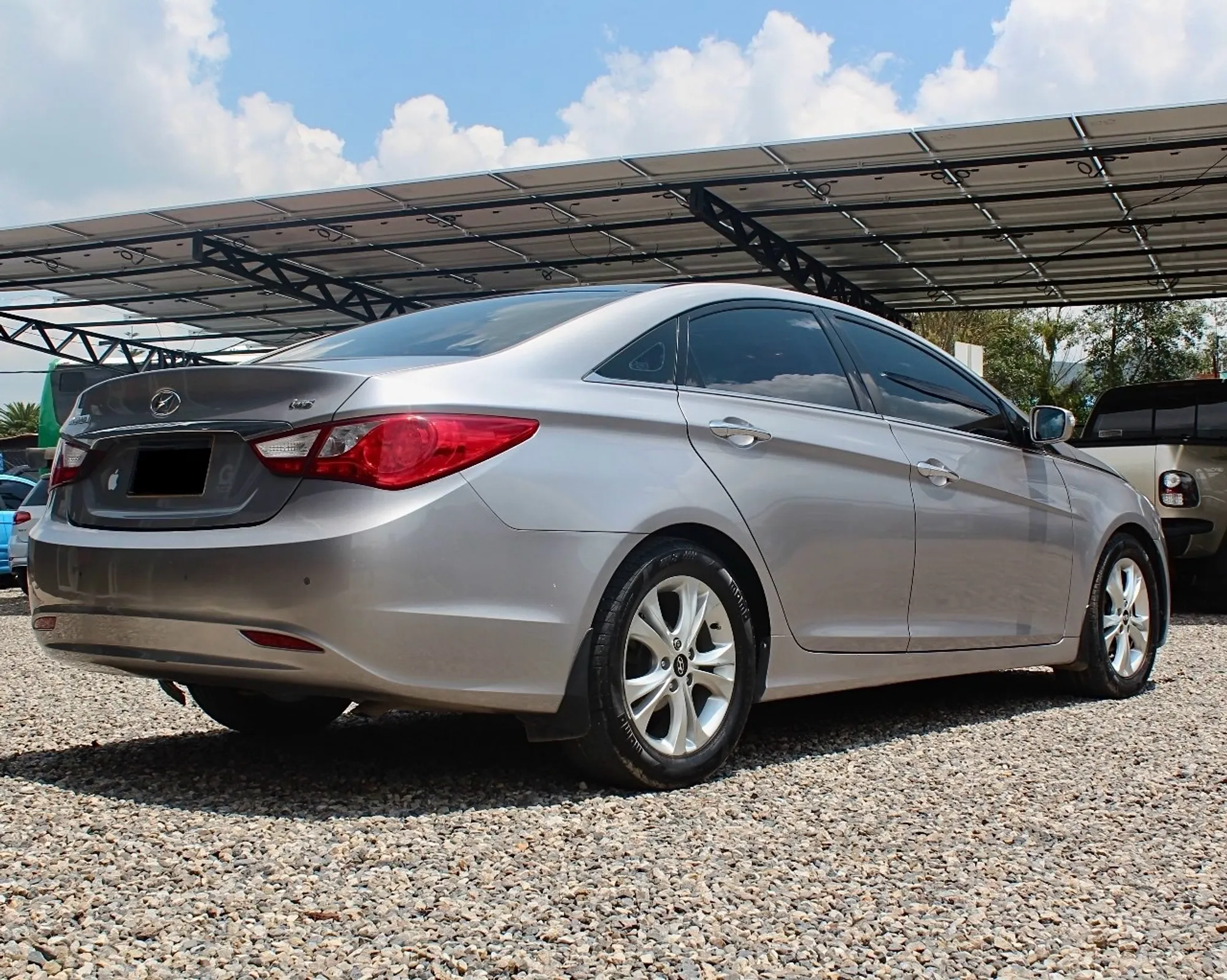 HYUNDAI SONATA 145 2012